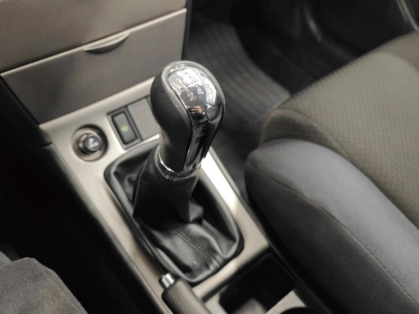TOYOTA Corolla 2005