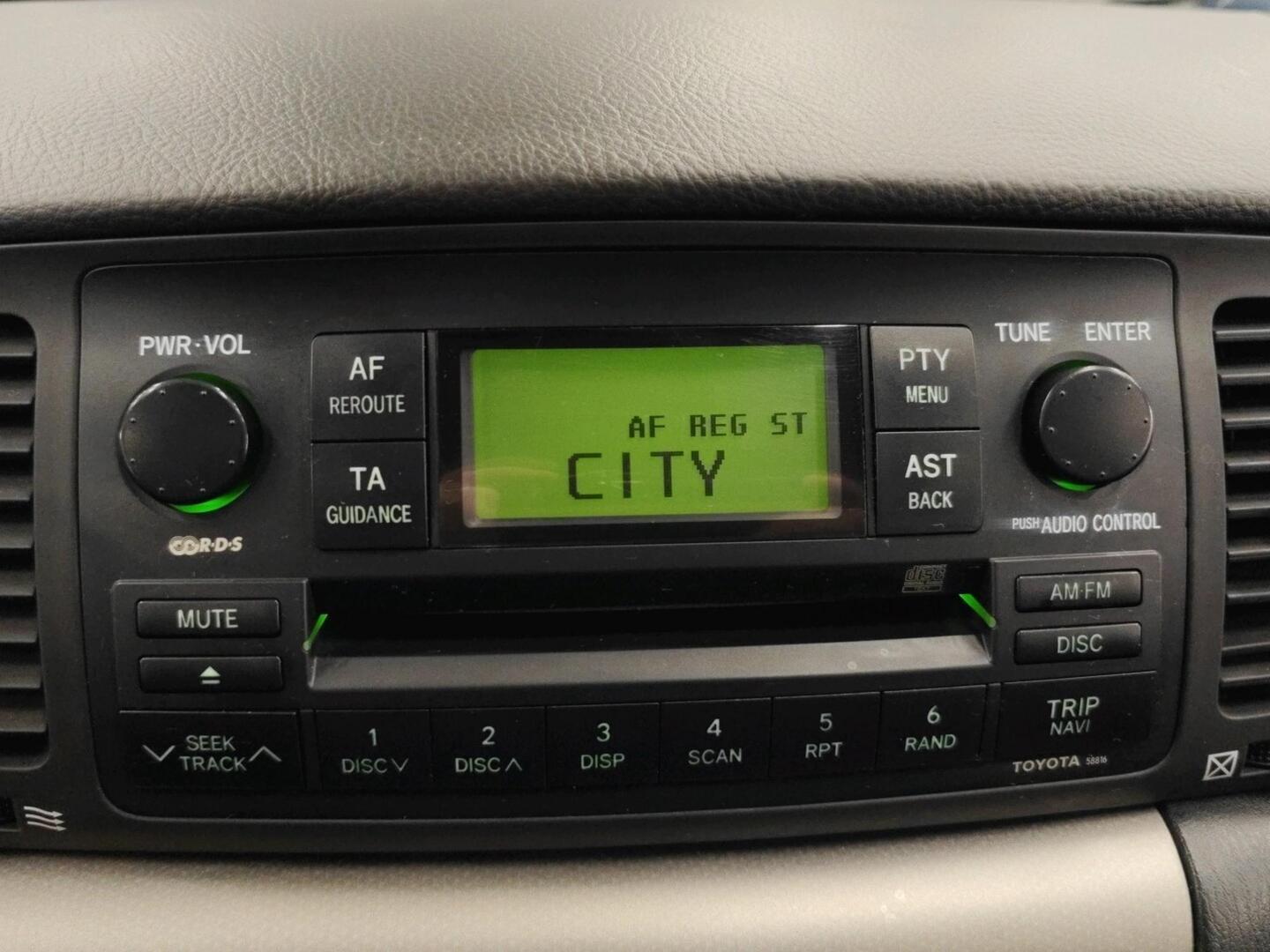 TOYOTA Corolla 2005