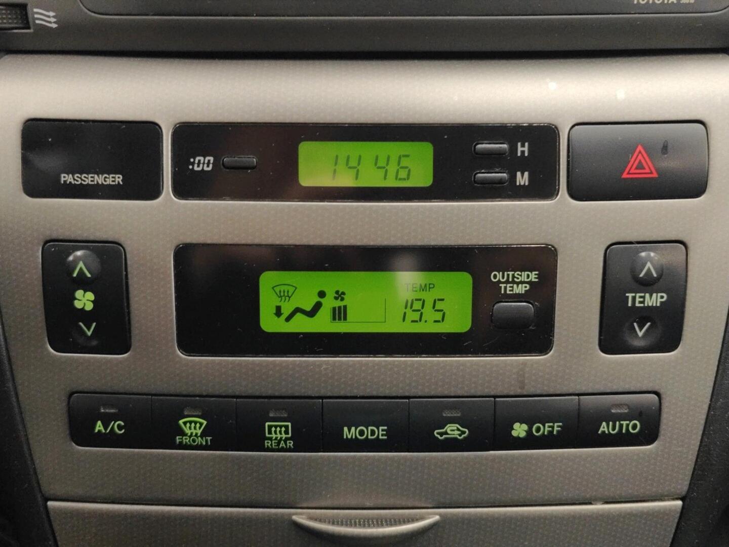 TOYOTA Corolla 2005