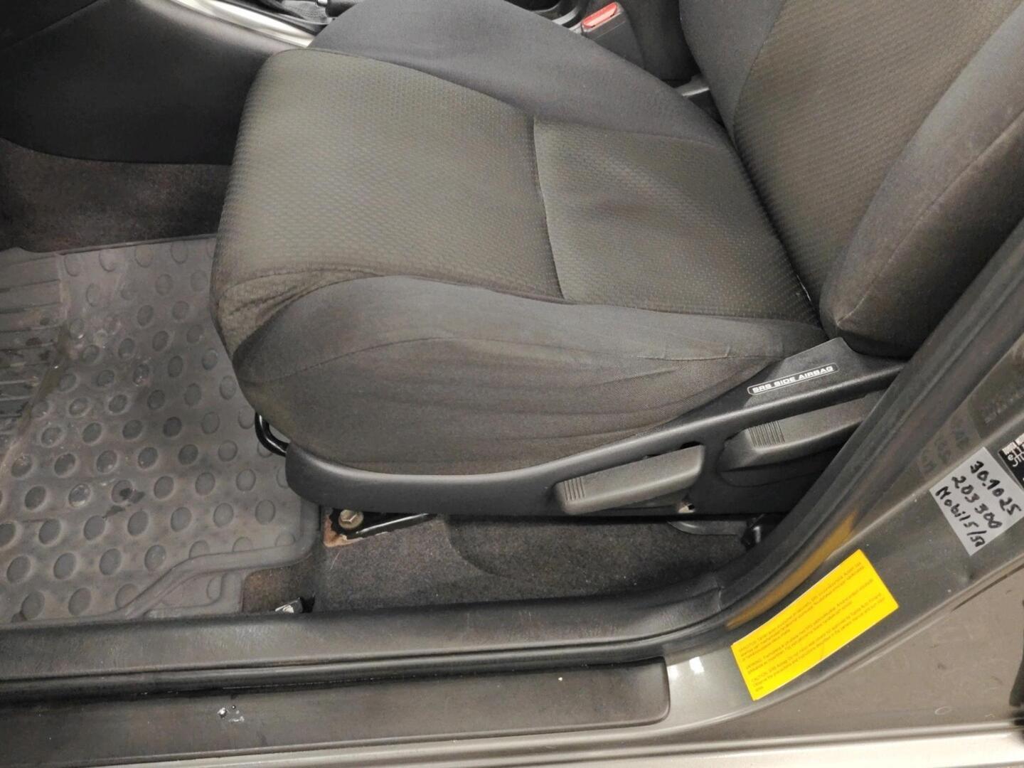 TOYOTA Corolla 2005