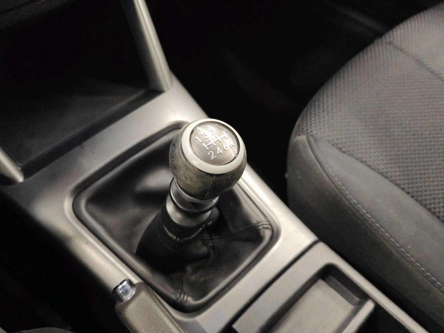 SUBARU Forester 2012