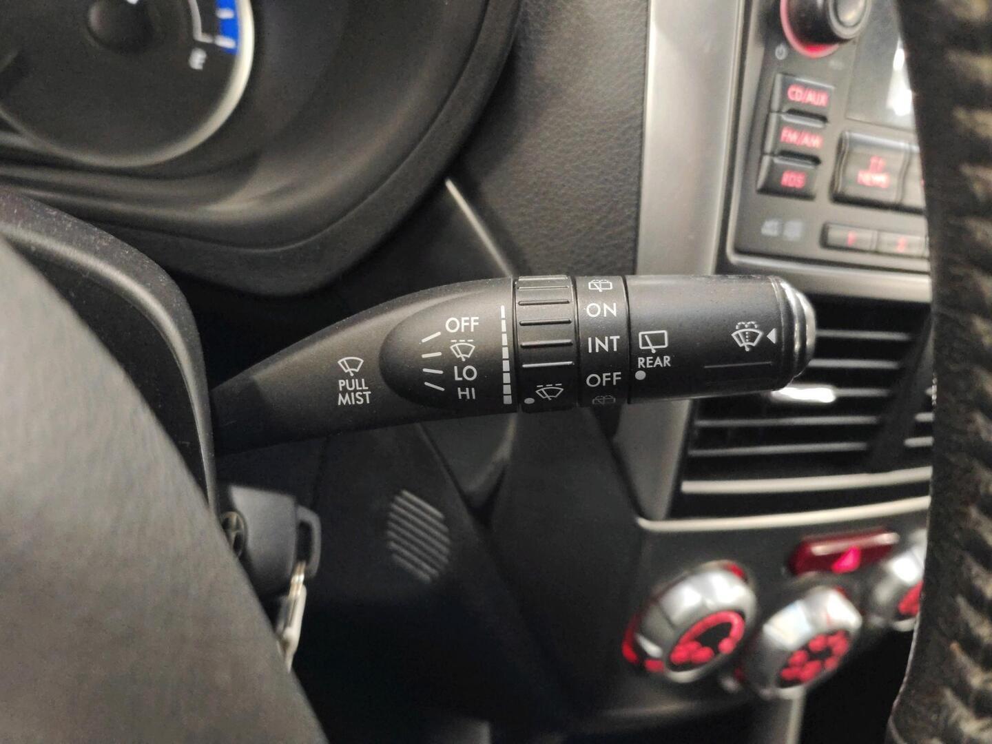 SUBARU Forester 2012