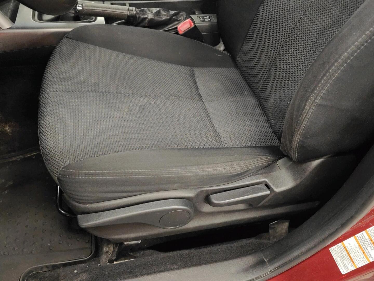 SUBARU Forester 2012