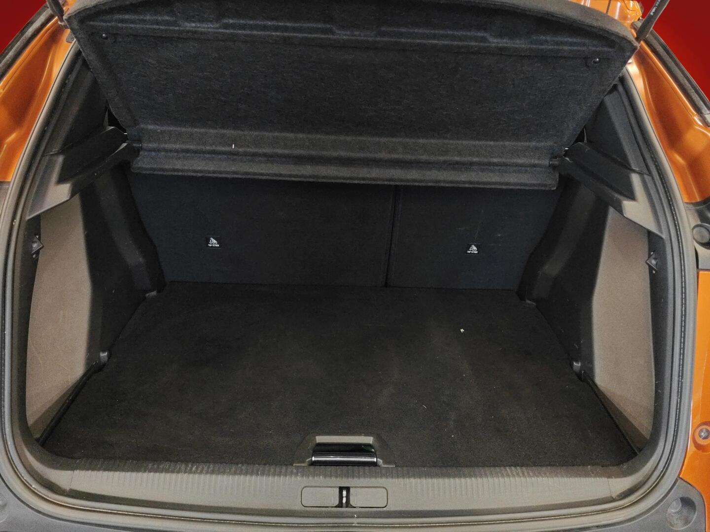 PEUGEOT 2008 2020