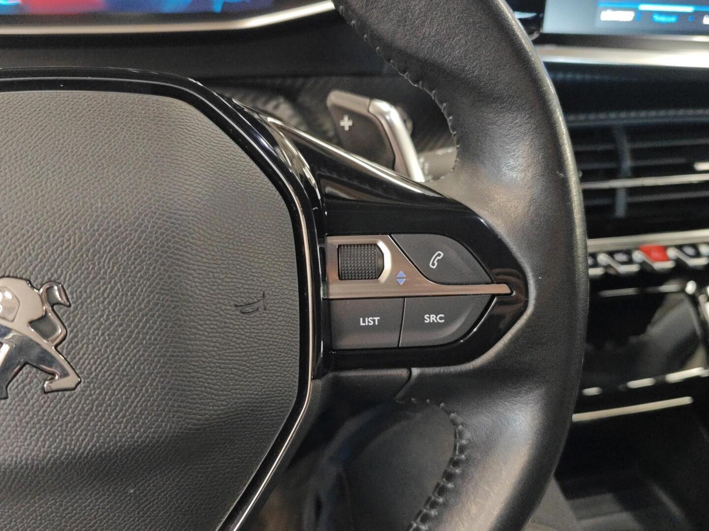 PEUGEOT 2008 2020