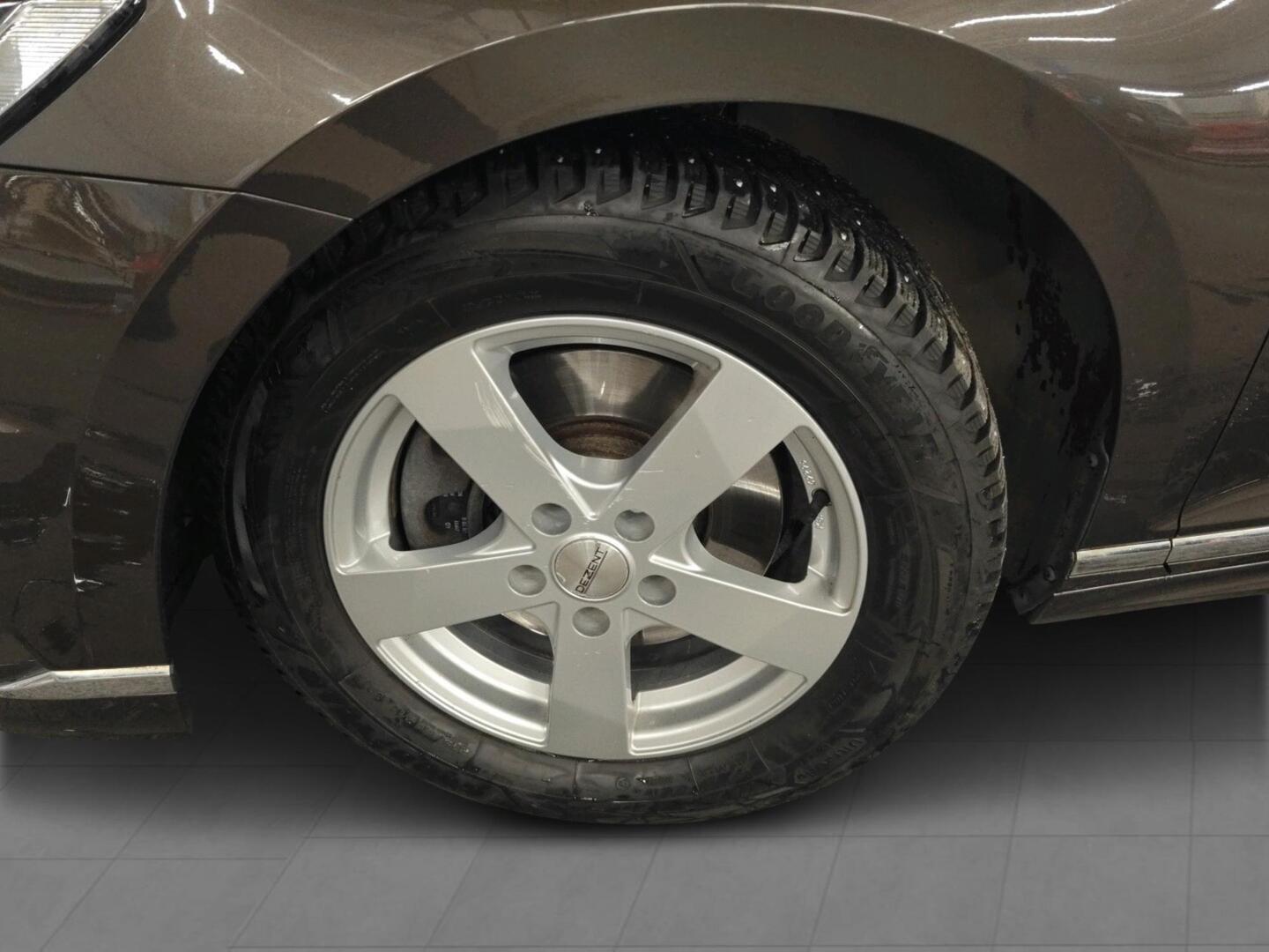 VOLKSWAGEN Passat 2018