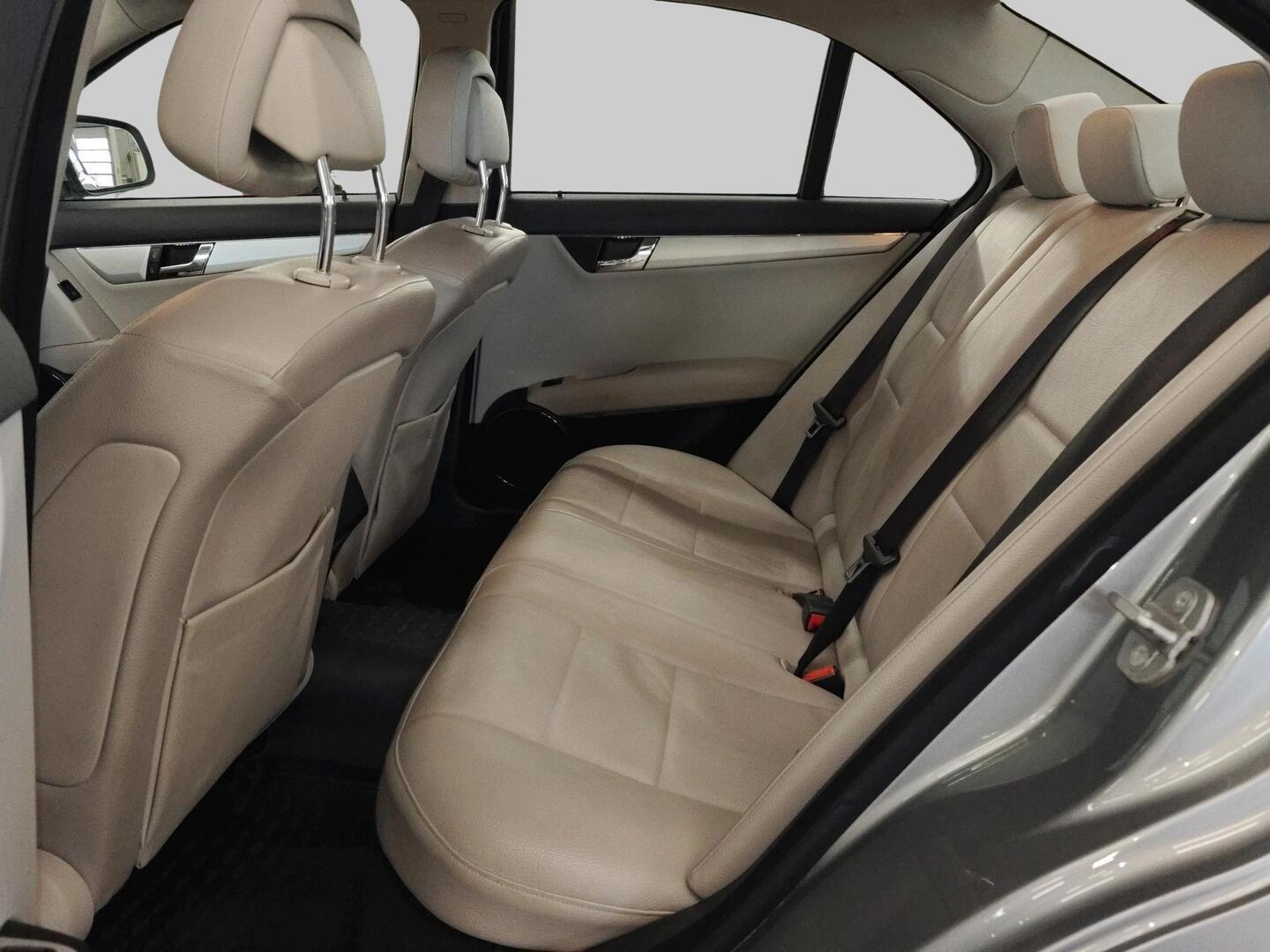 MERCEDES-BENZ C 2008