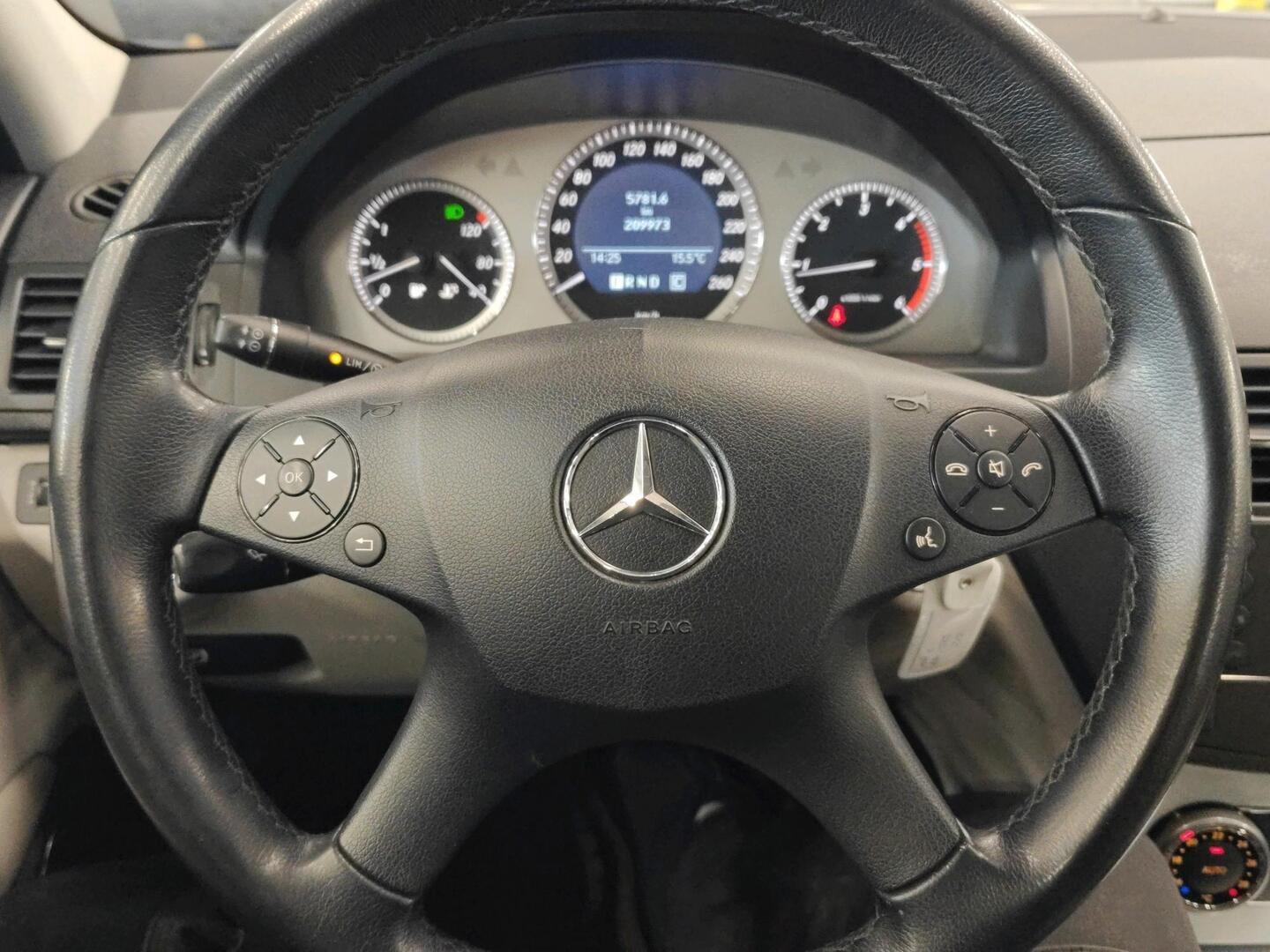 MERCEDES-BENZ C 2008