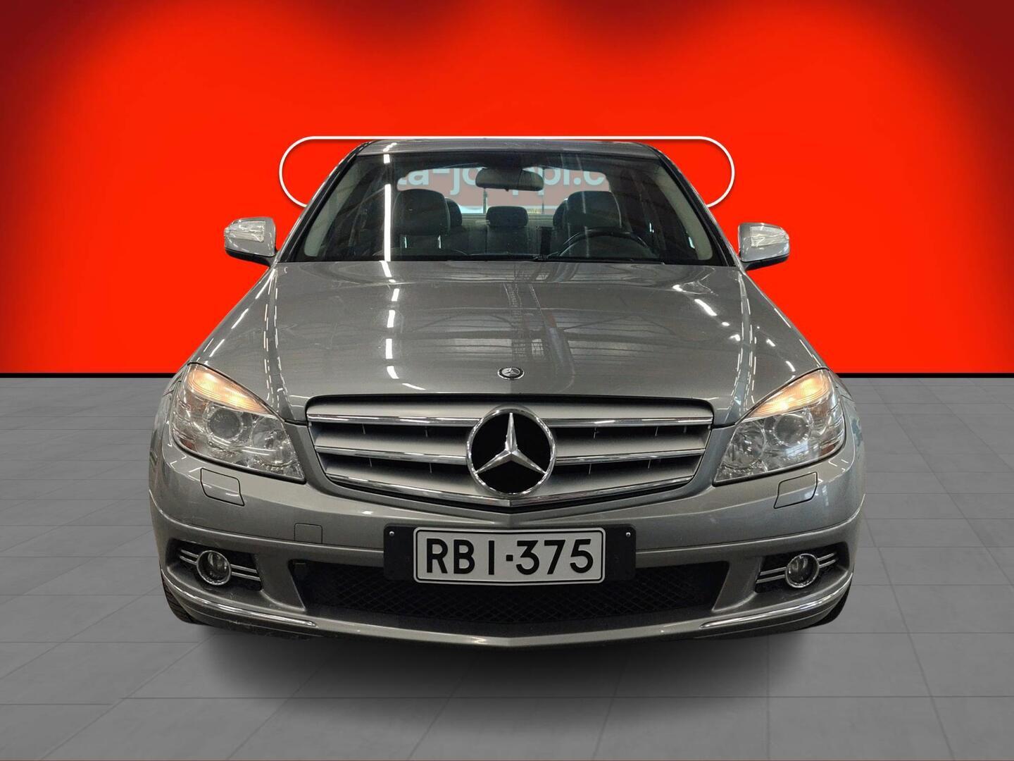 MERCEDES-BENZ C 2008