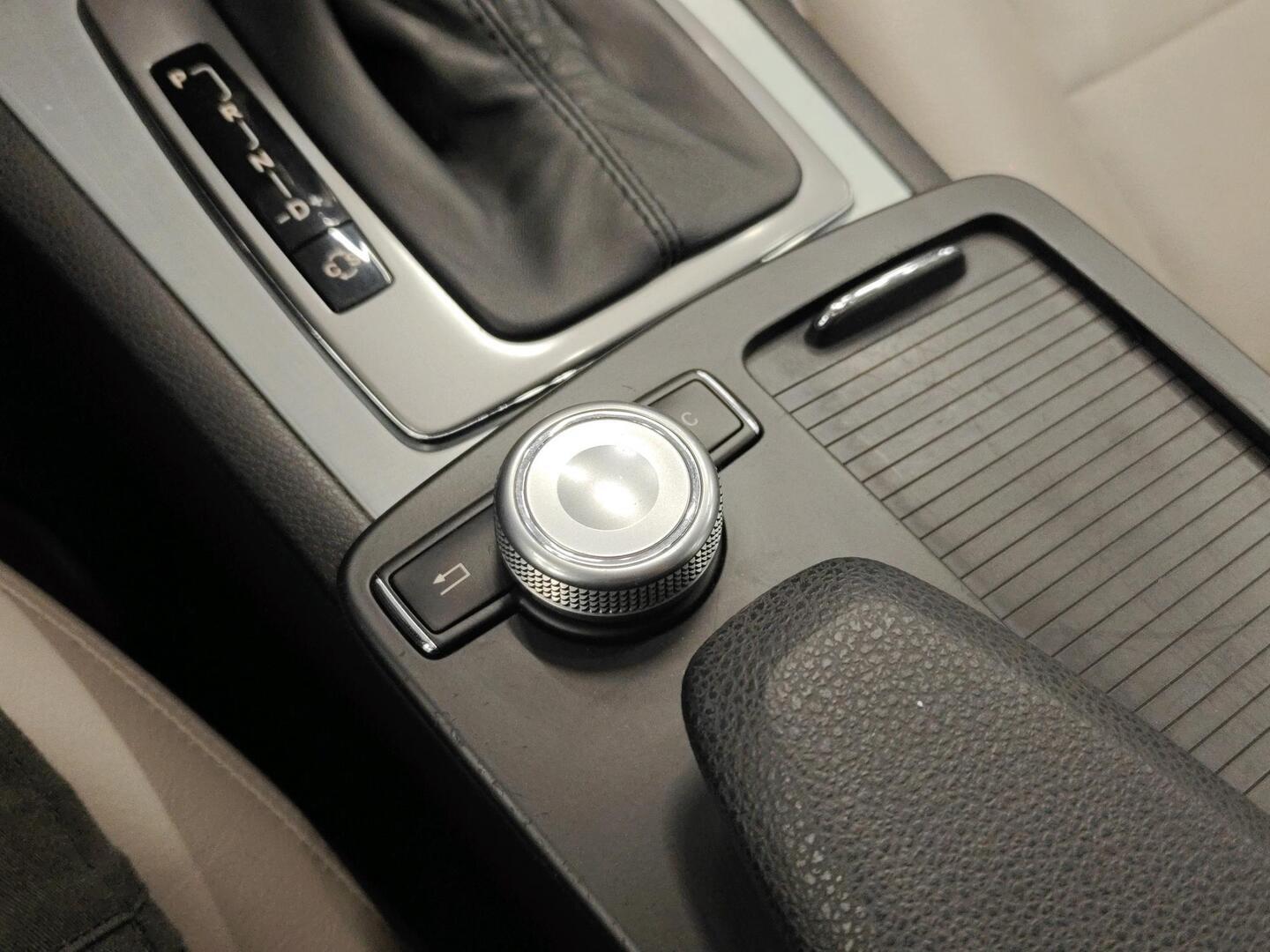 MERCEDES-BENZ C 2008