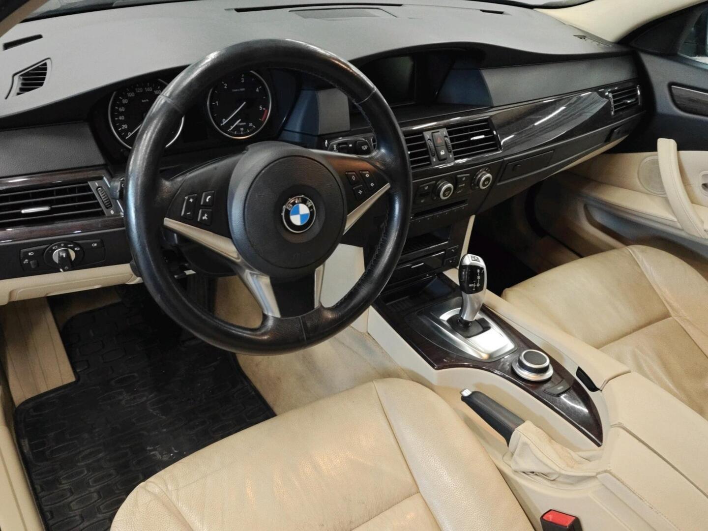 BMW 520 2009