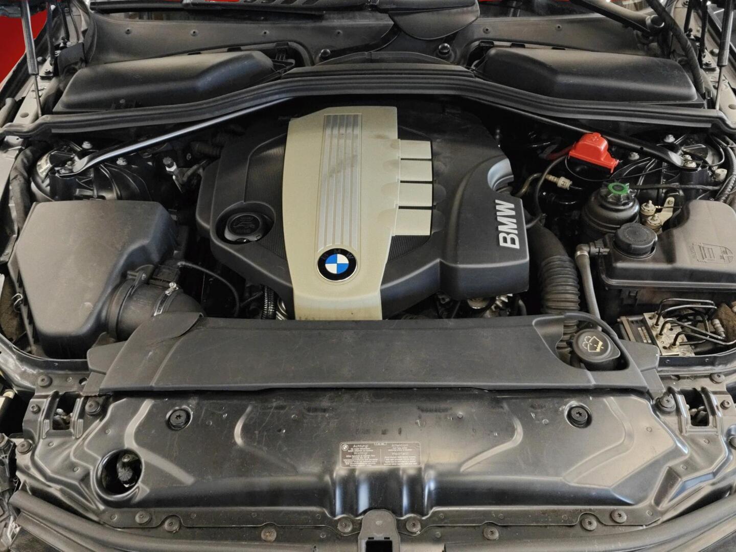 BMW 520 2009