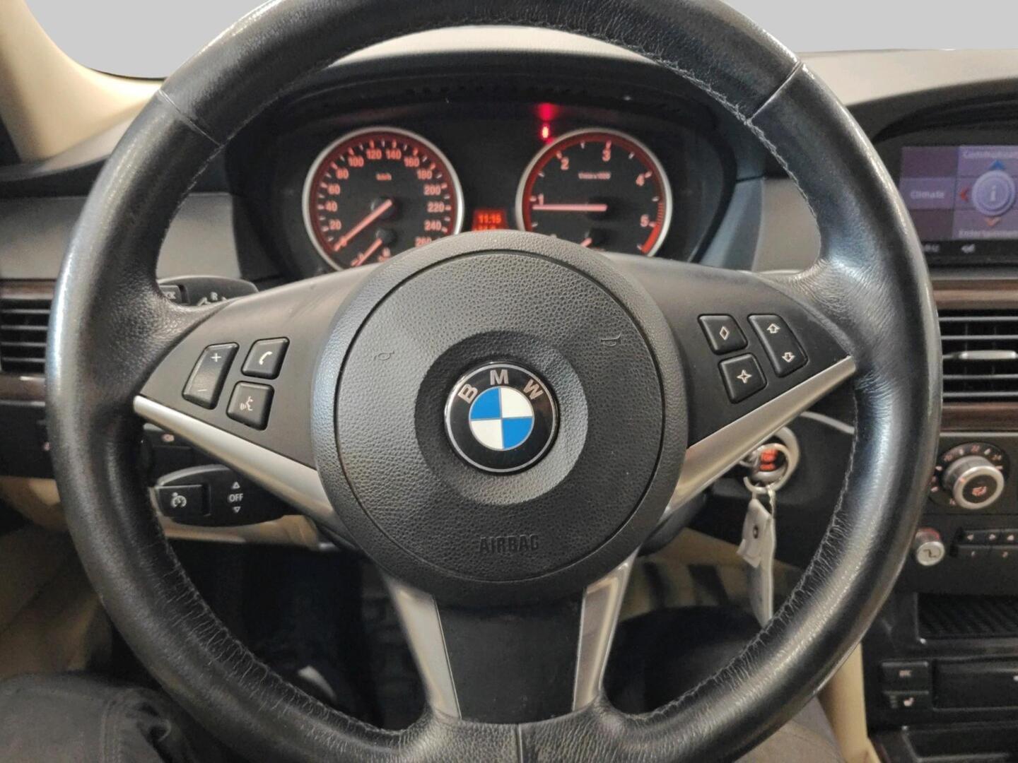 BMW 520 2009