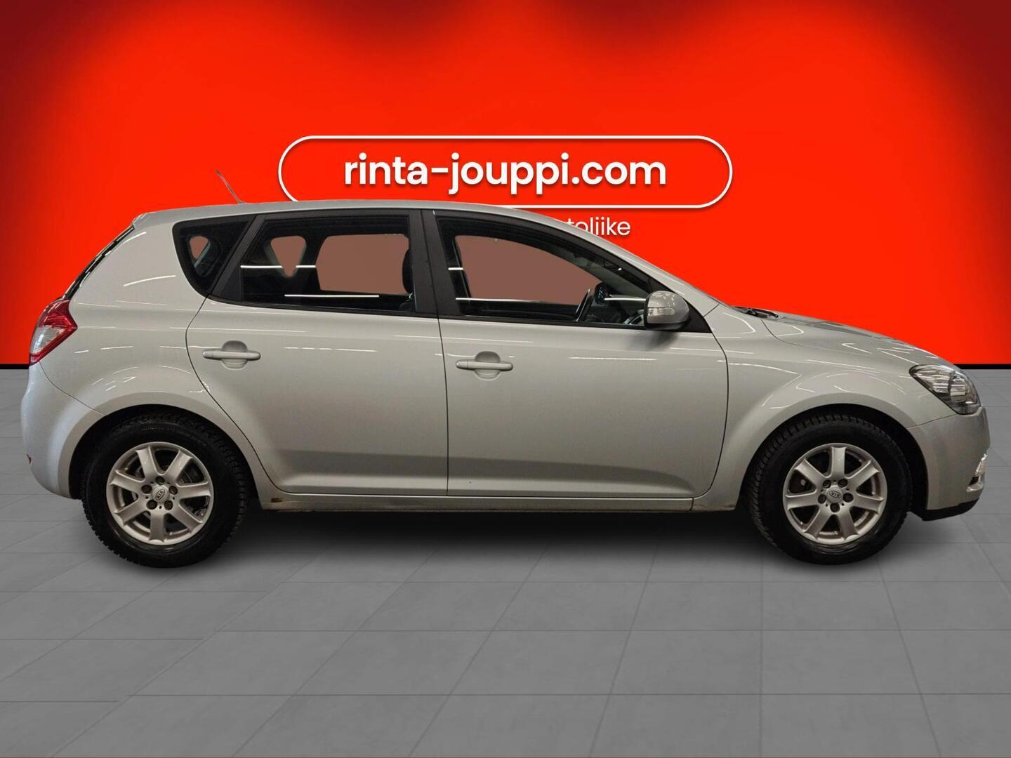 KIA cee'd 2011