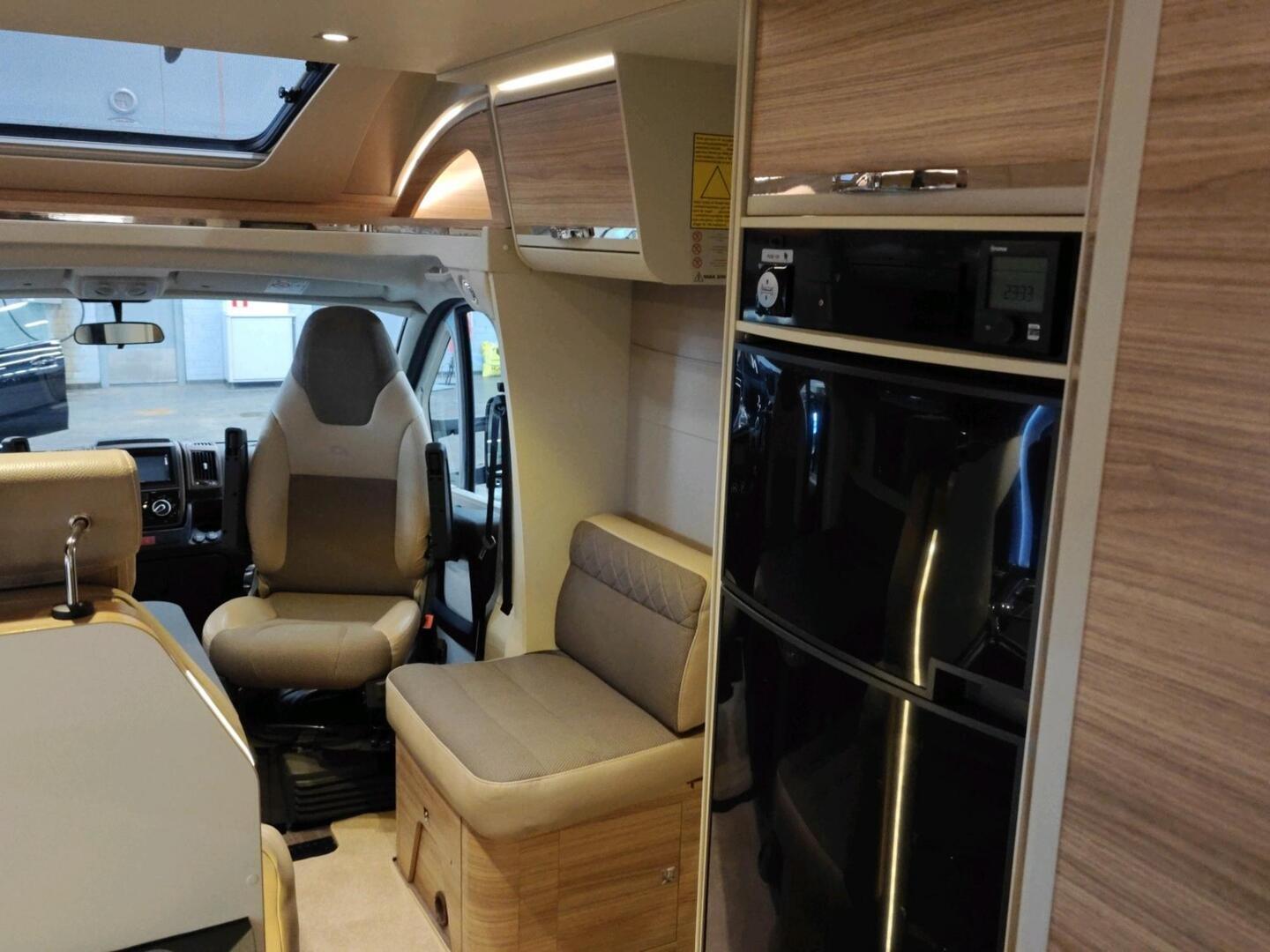 ADRIA Matrix M 670 SC 2017