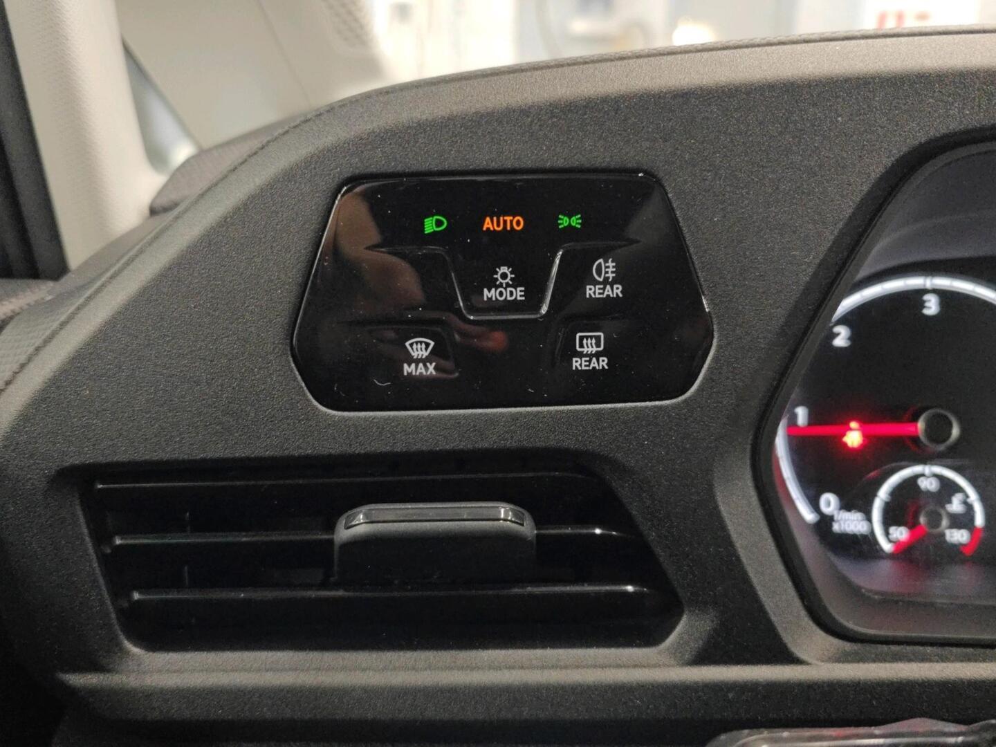VOLKSWAGEN Caddy 2021