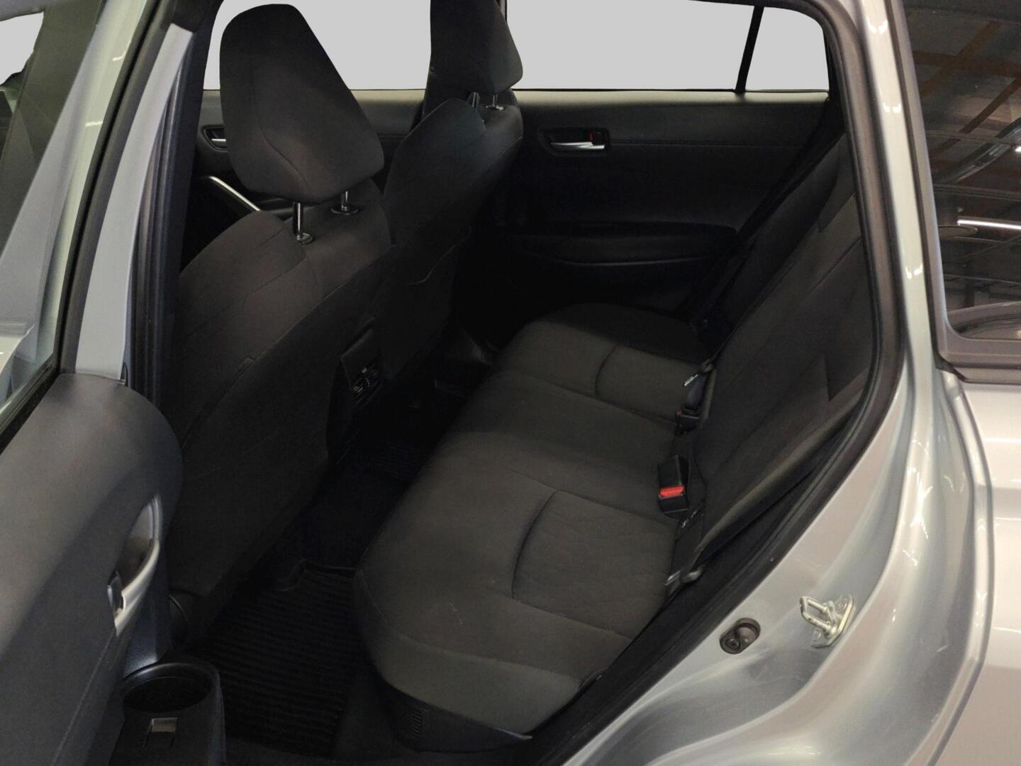TOYOTA Corolla Cross 2023