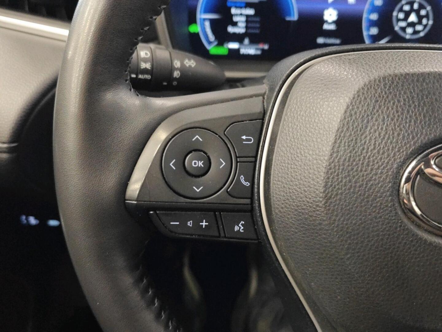 TOYOTA Corolla Cross 2023