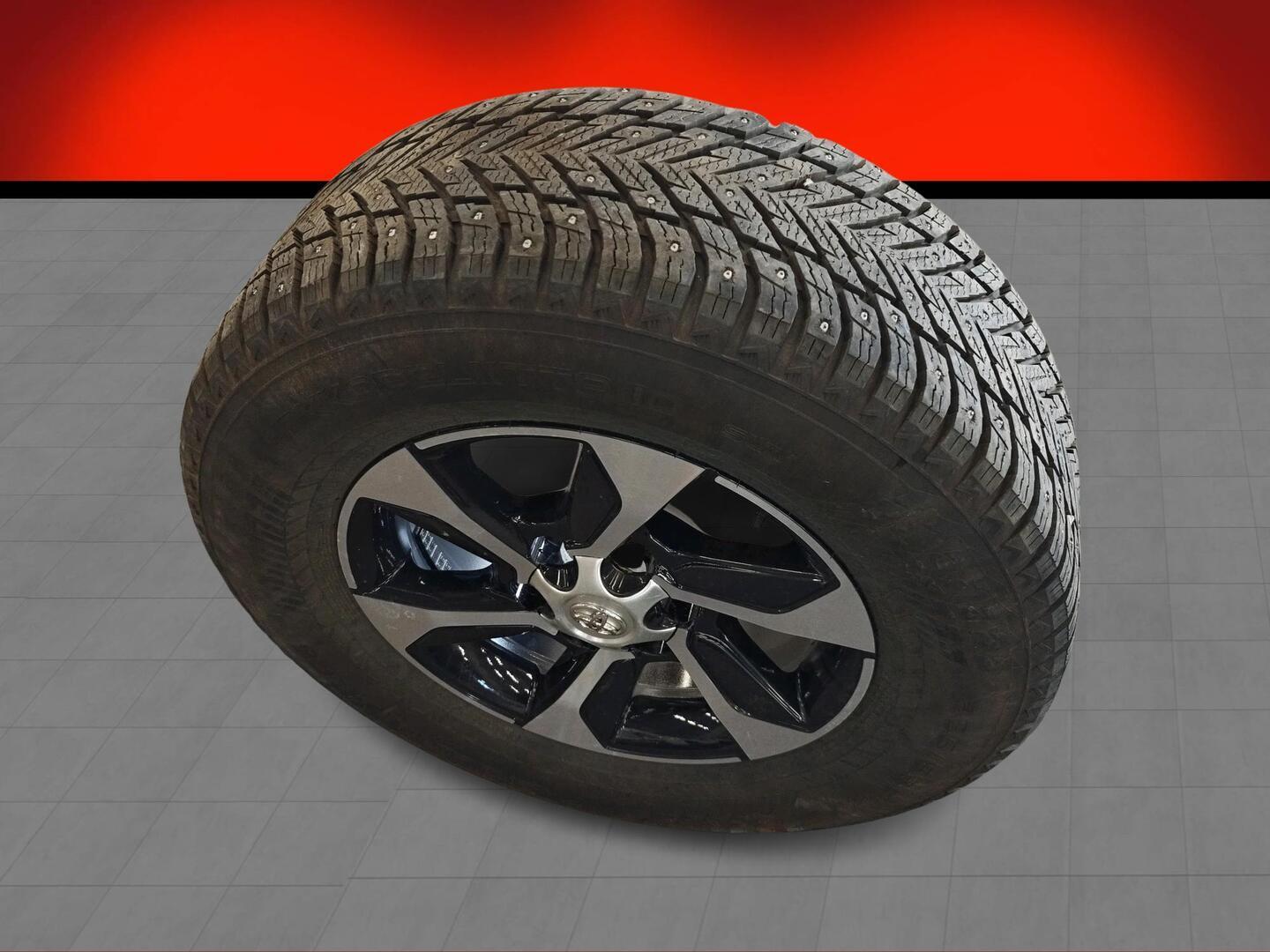 TOYOTA Hilux 2021