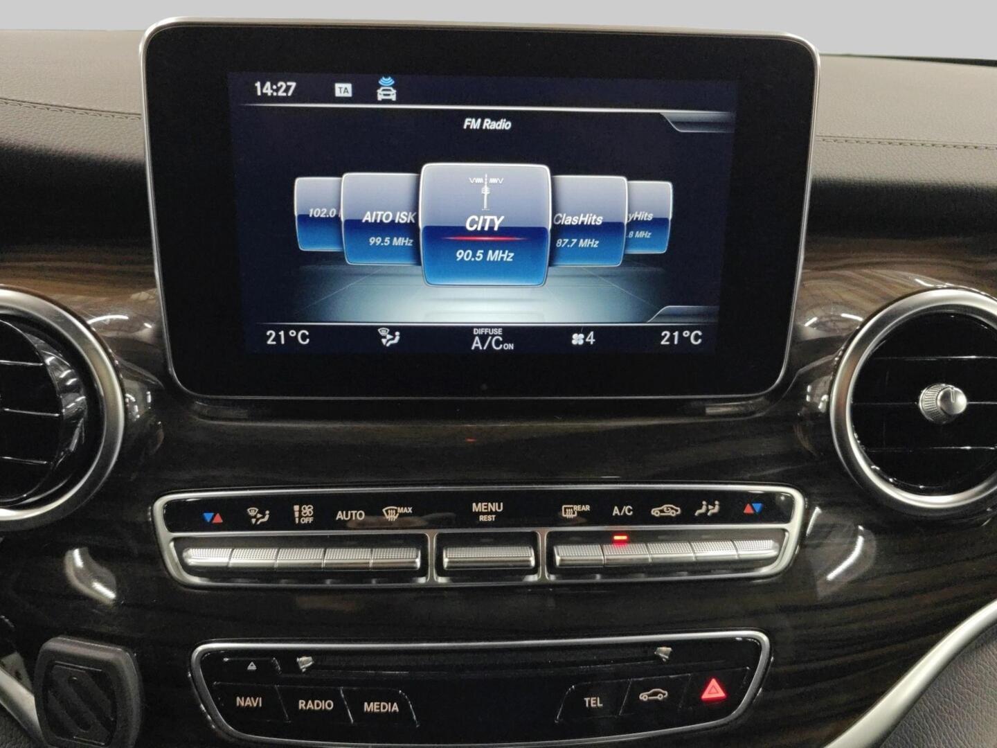 MERCEDES-BENZ V 2018