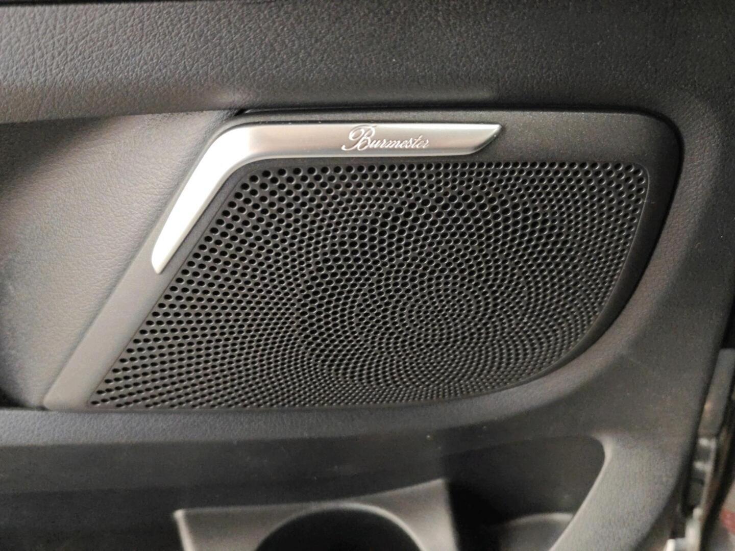 MERCEDES-BENZ V 2018