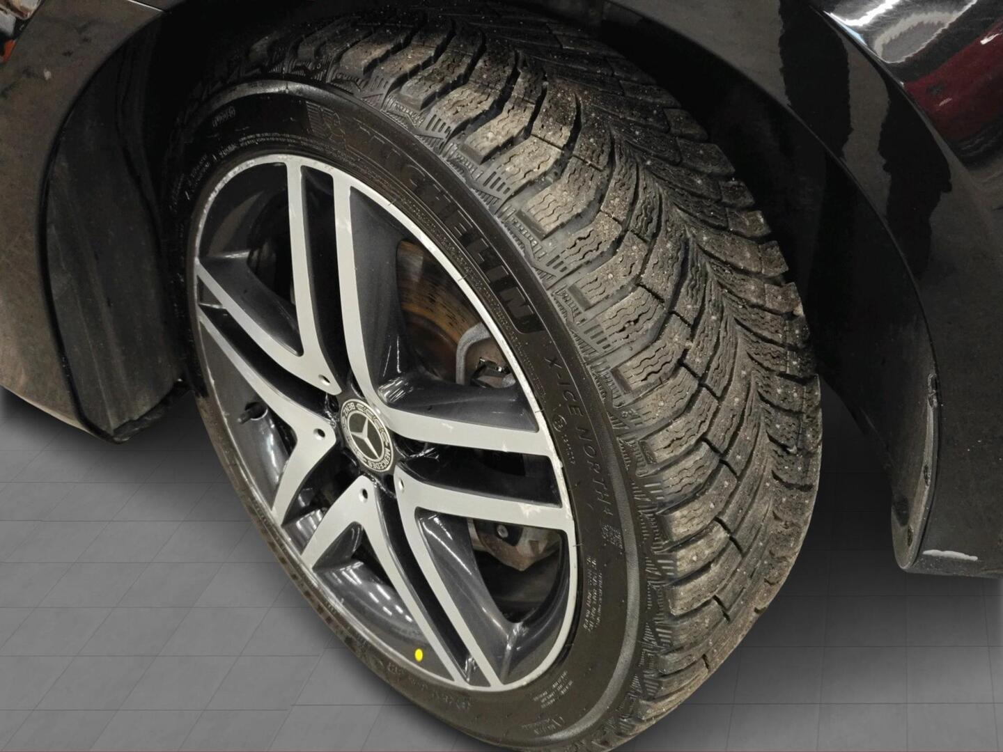 MERCEDES-BENZ V 2018