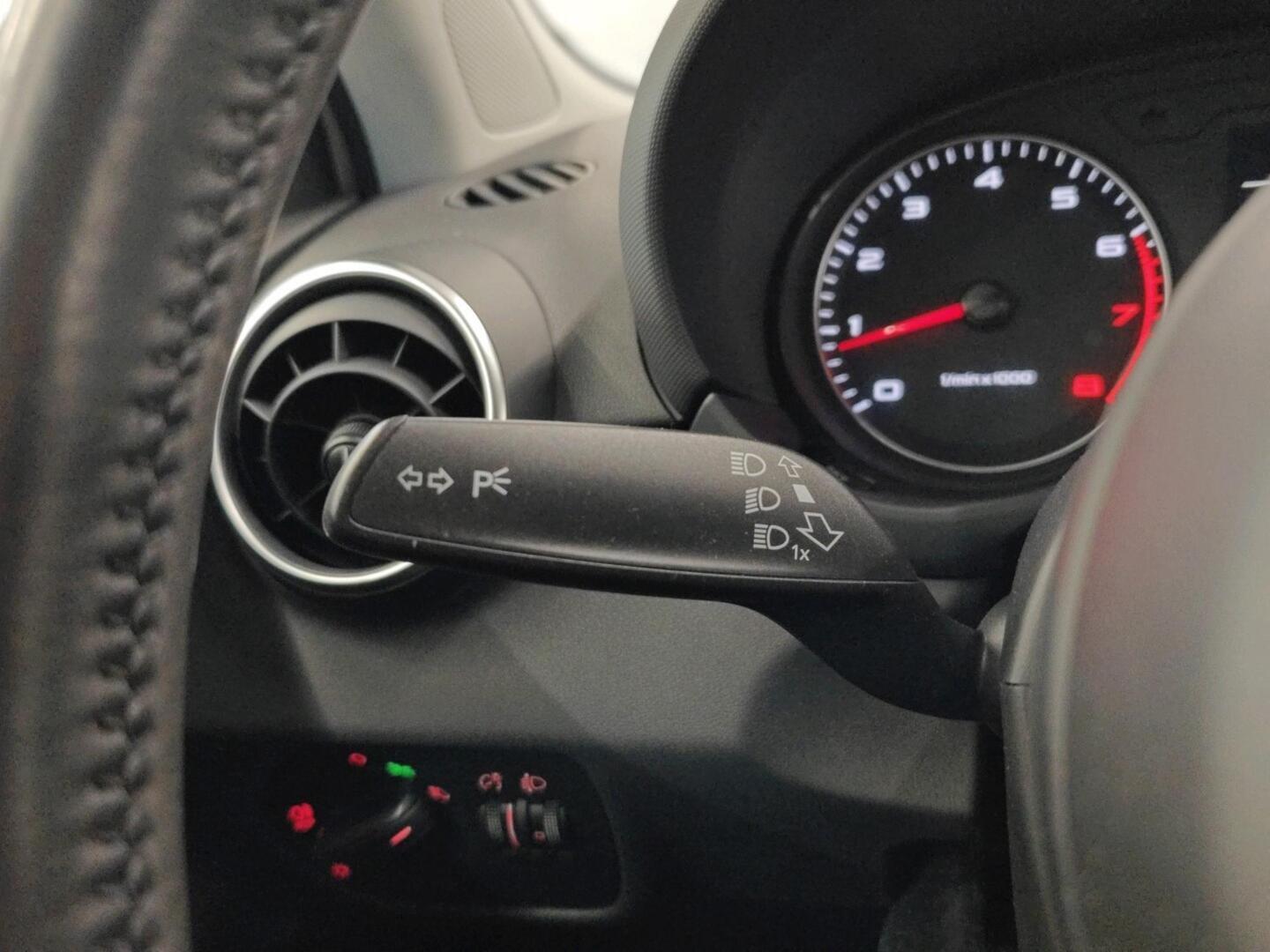AUDI A1 2011