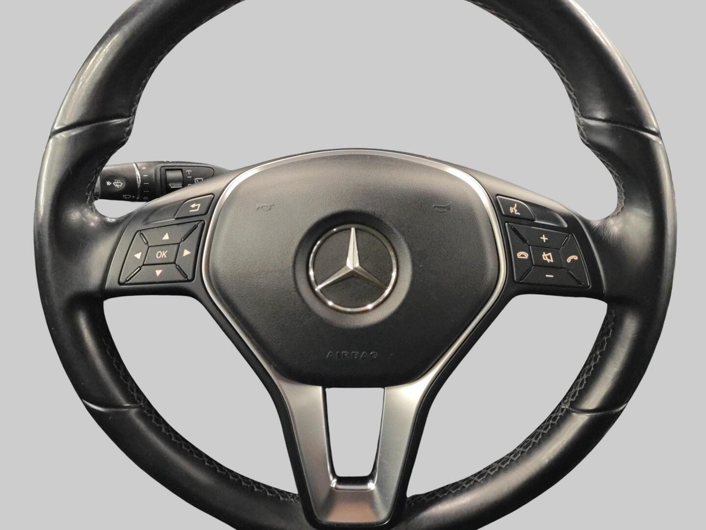 MERCEDES-BENZ A 2014