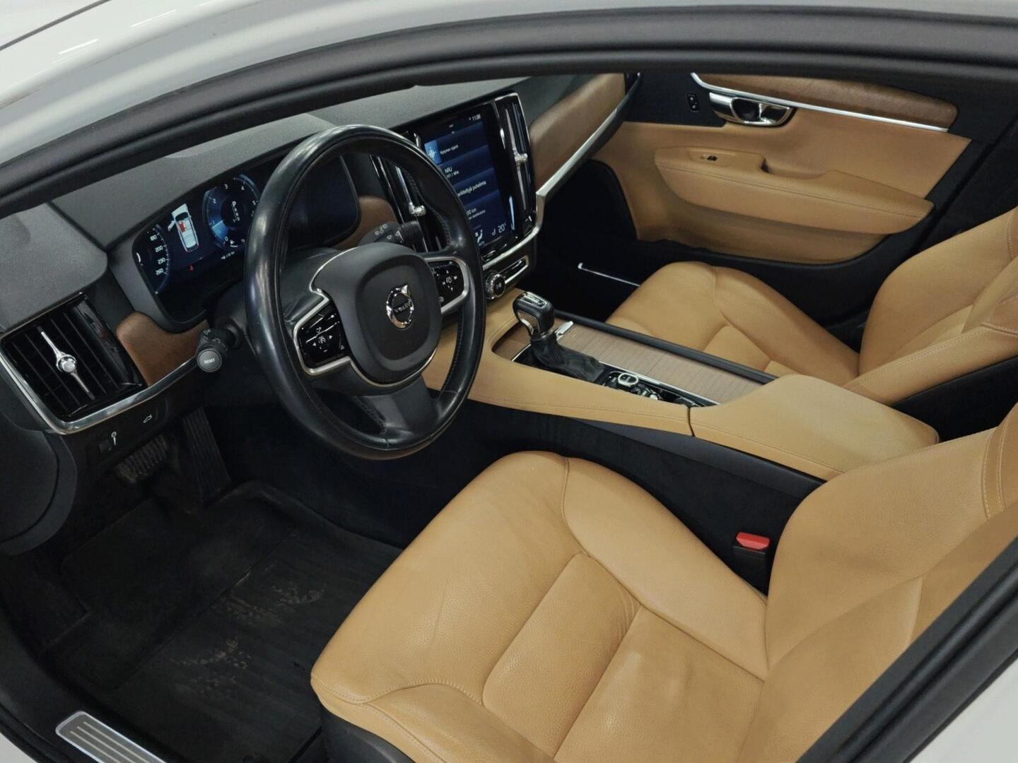 VOLVO V90 2017