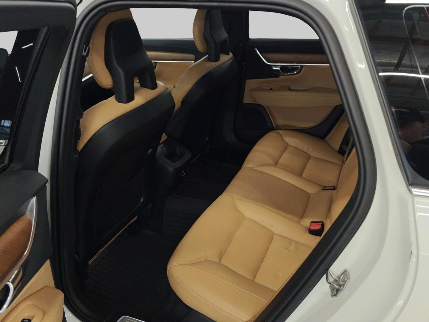 VOLVO V90 2017