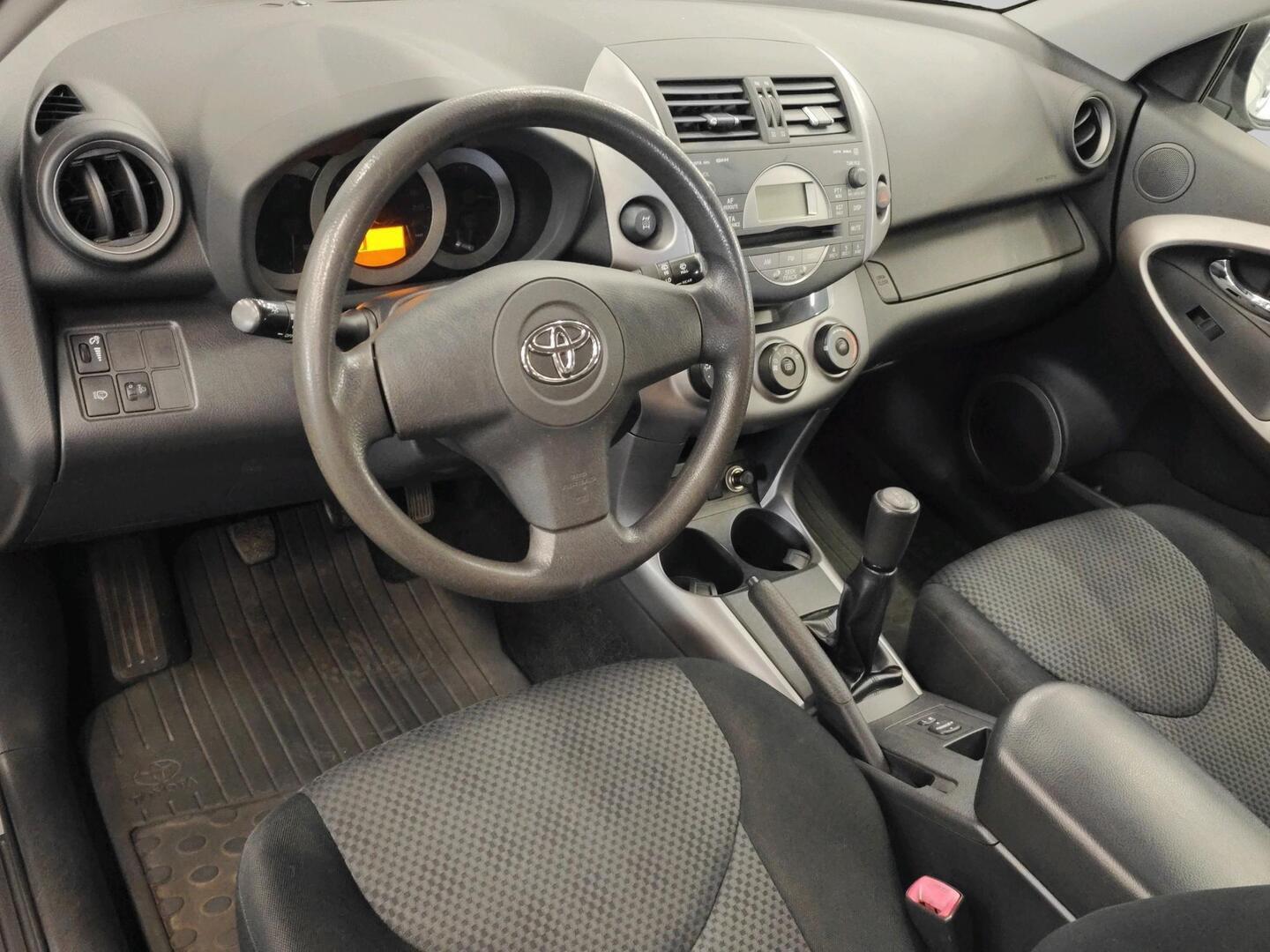 TOYOTA RAV4 2008