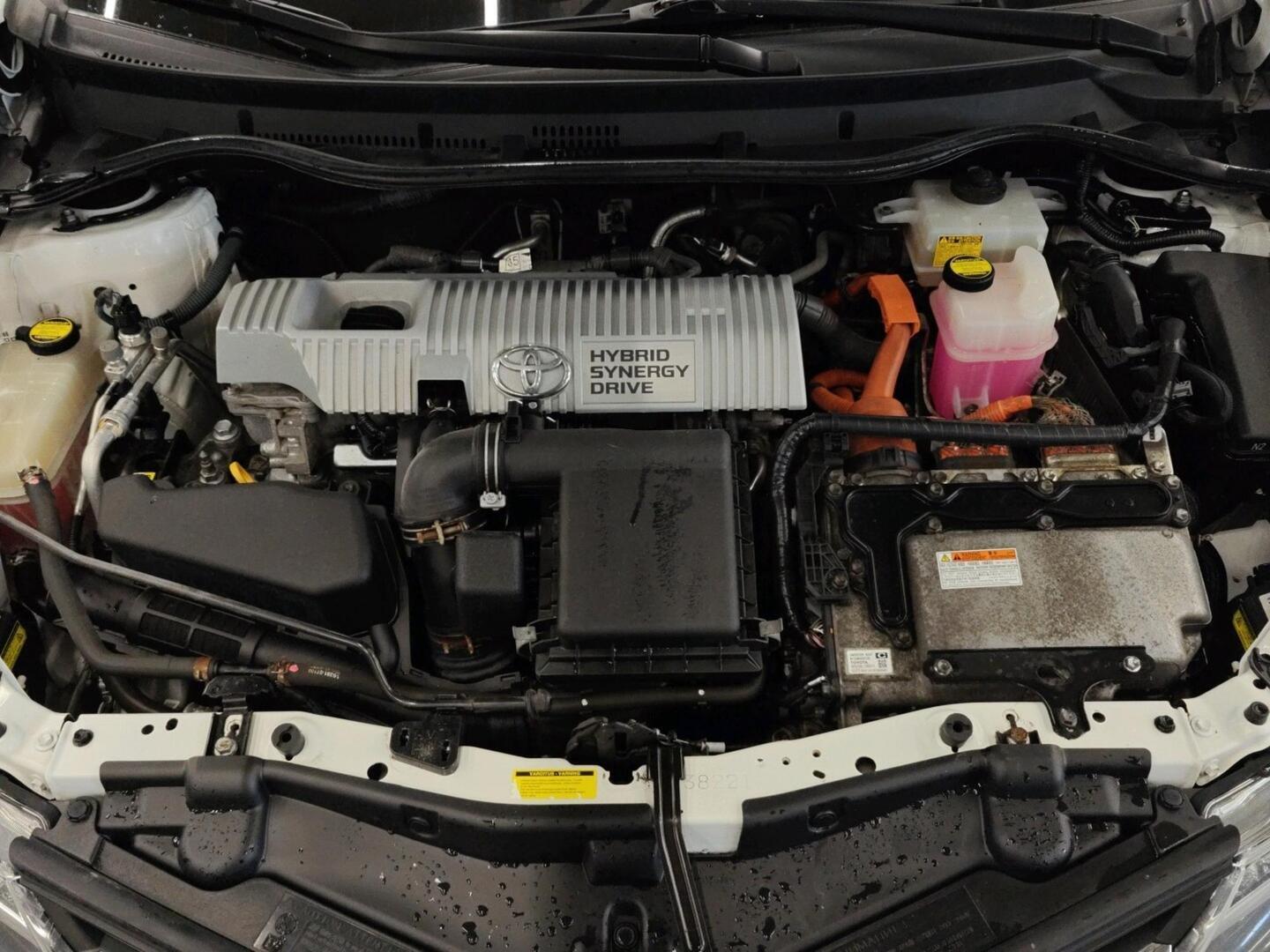 TOYOTA Auris 2013