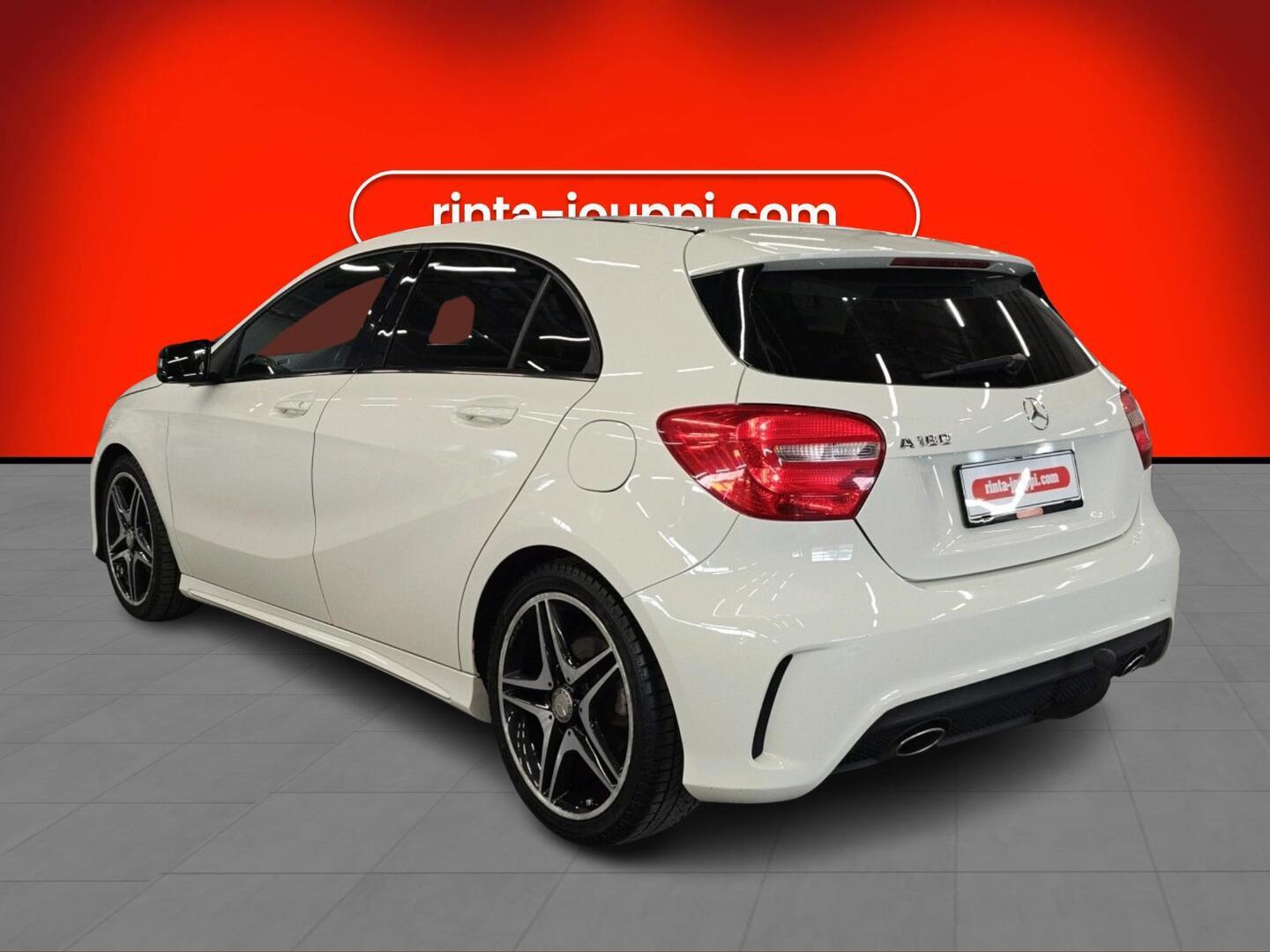 MERCEDES-BENZ A 2015