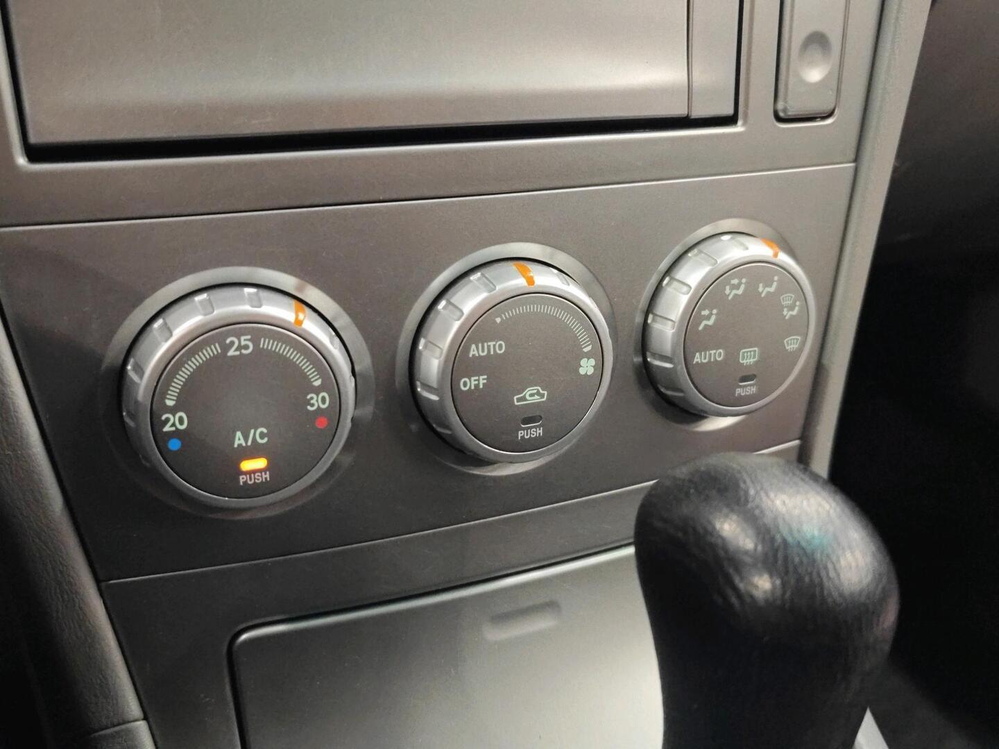 SUBARU Forester 2005