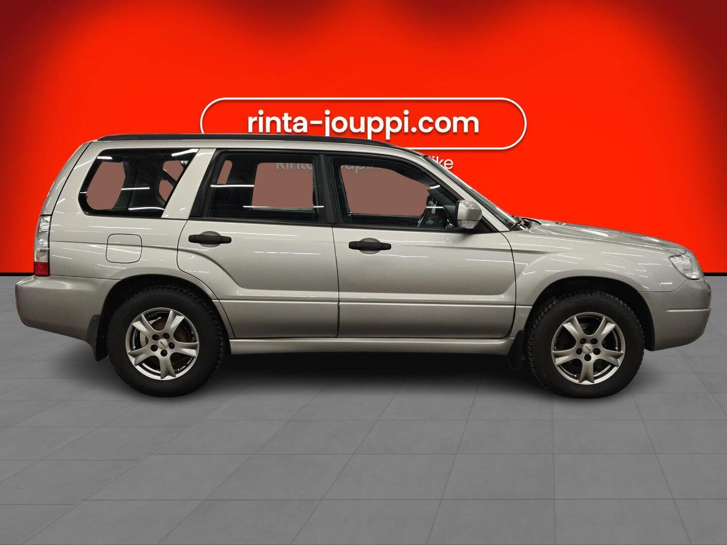 SUBARU Forester 2005