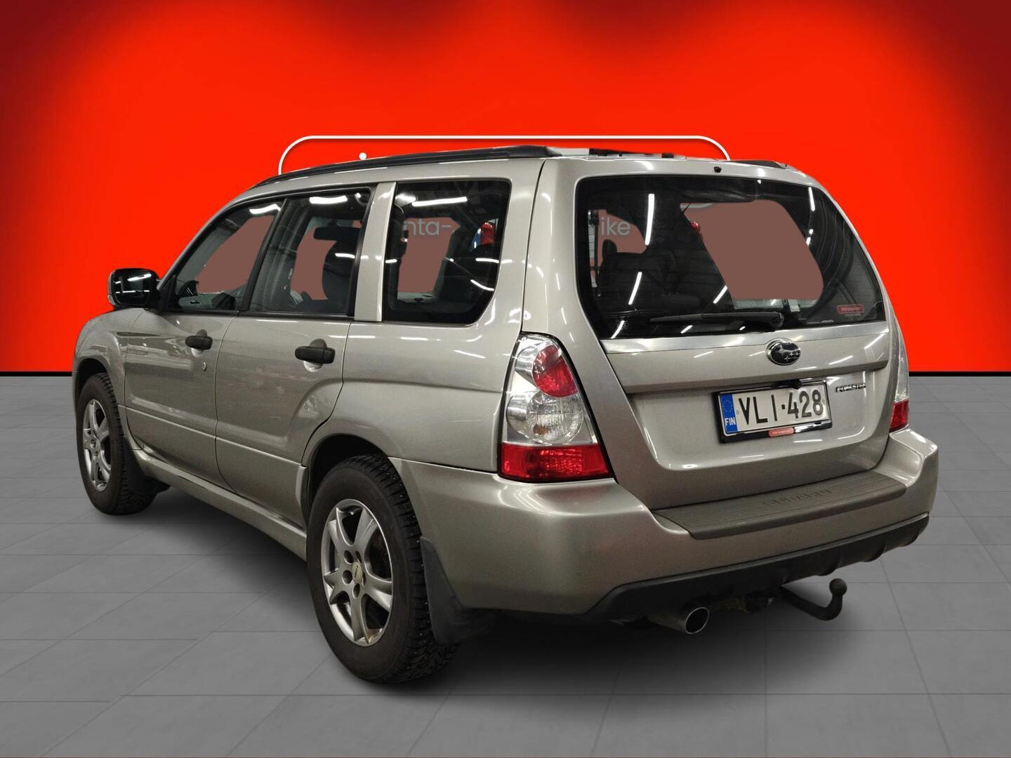 SUBARU Forester 2005