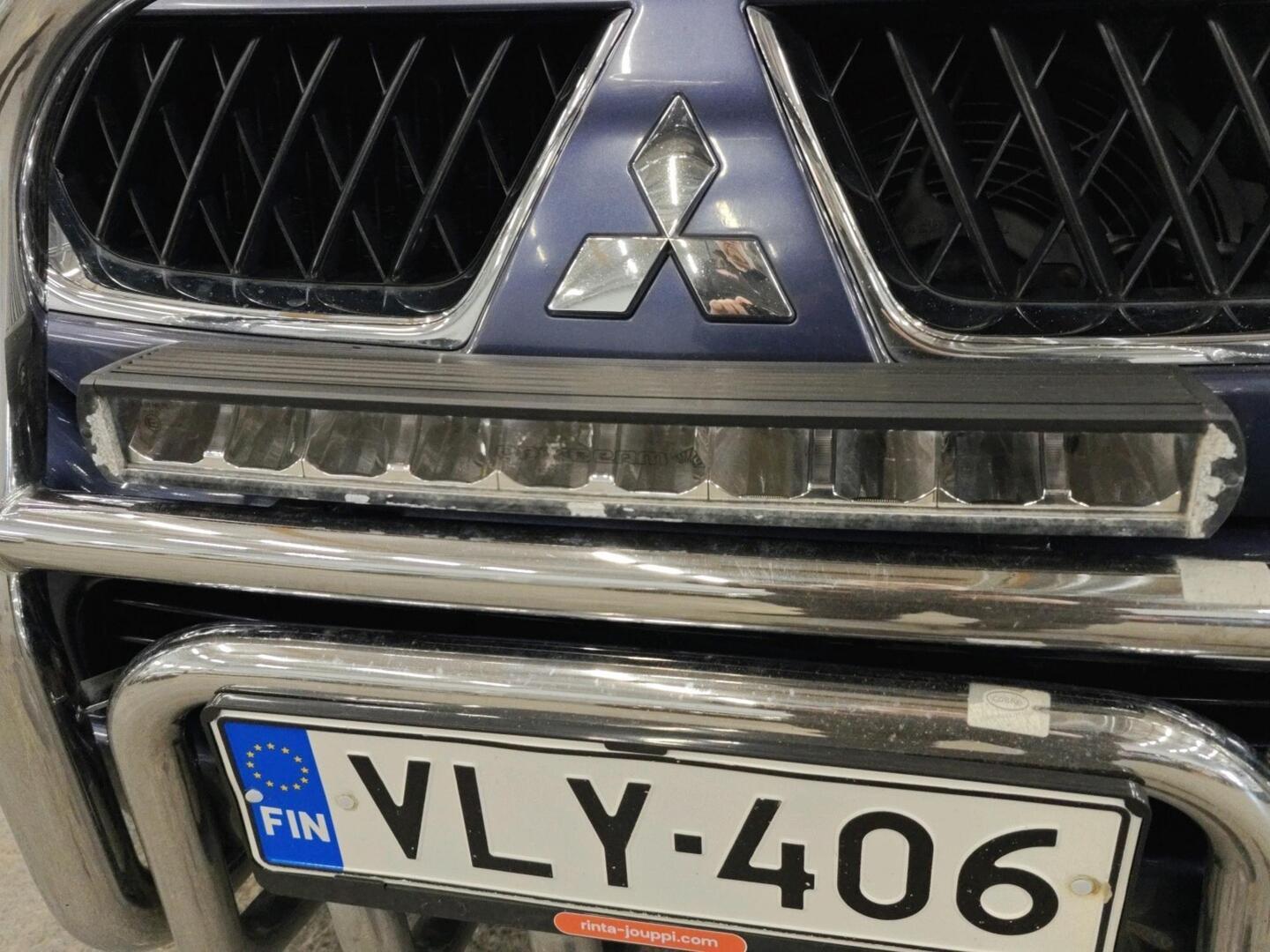 MITSUBISHI Pajero 2006