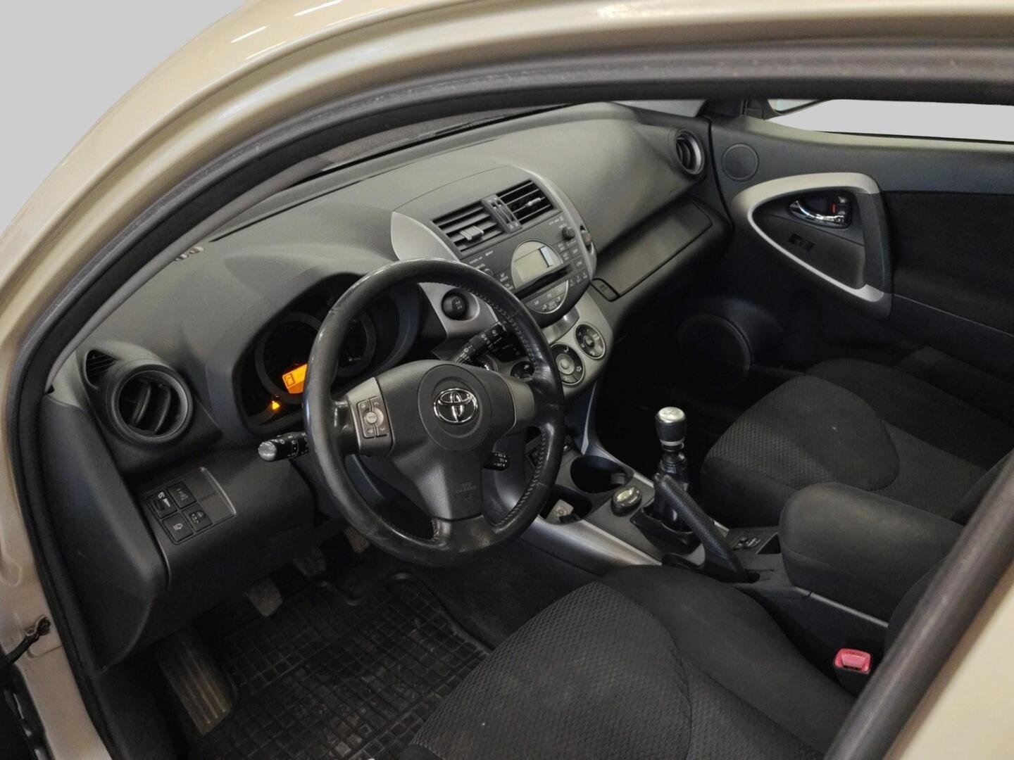 TOYOTA RAV4 2007