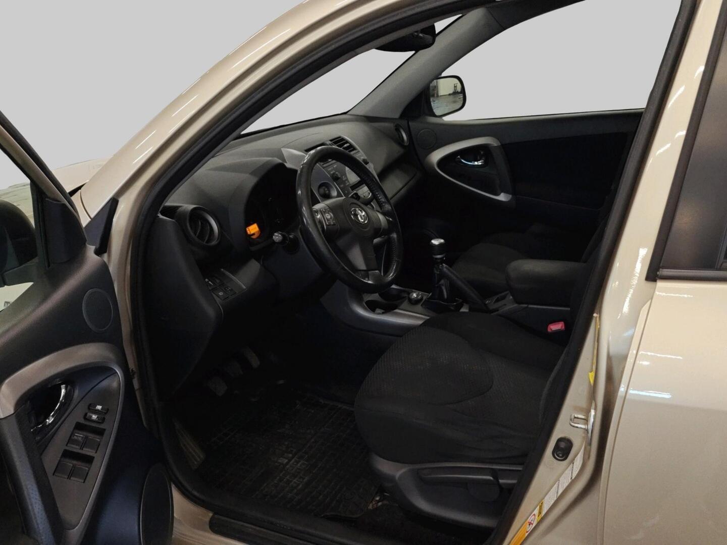 TOYOTA RAV4 2007
