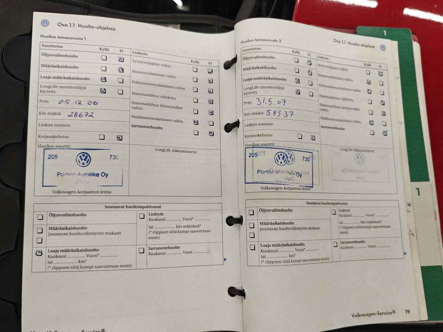 VOLKSWAGEN Touran 2006