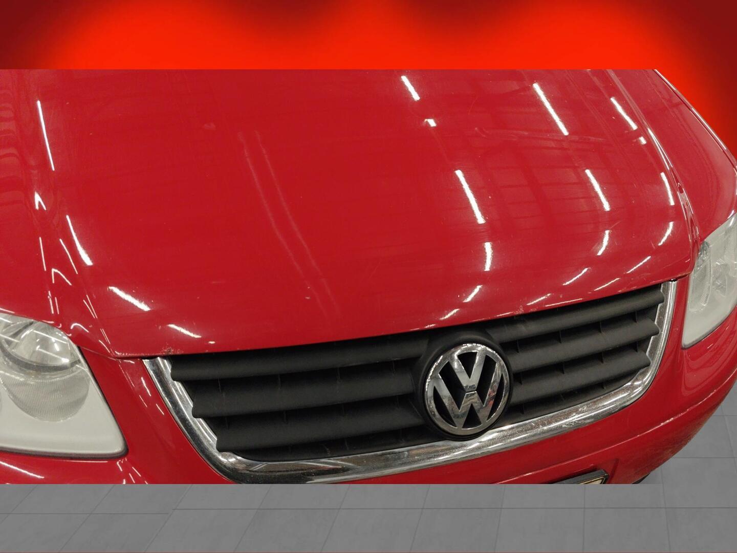 VOLKSWAGEN Touran 2006