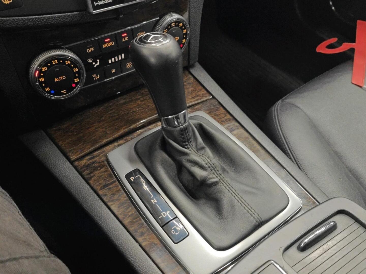 MERCEDES-BENZ C 2008