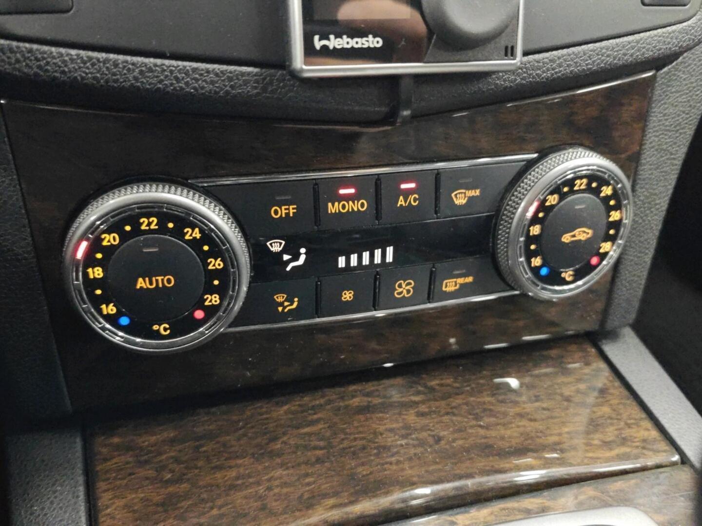 MERCEDES-BENZ C 2008