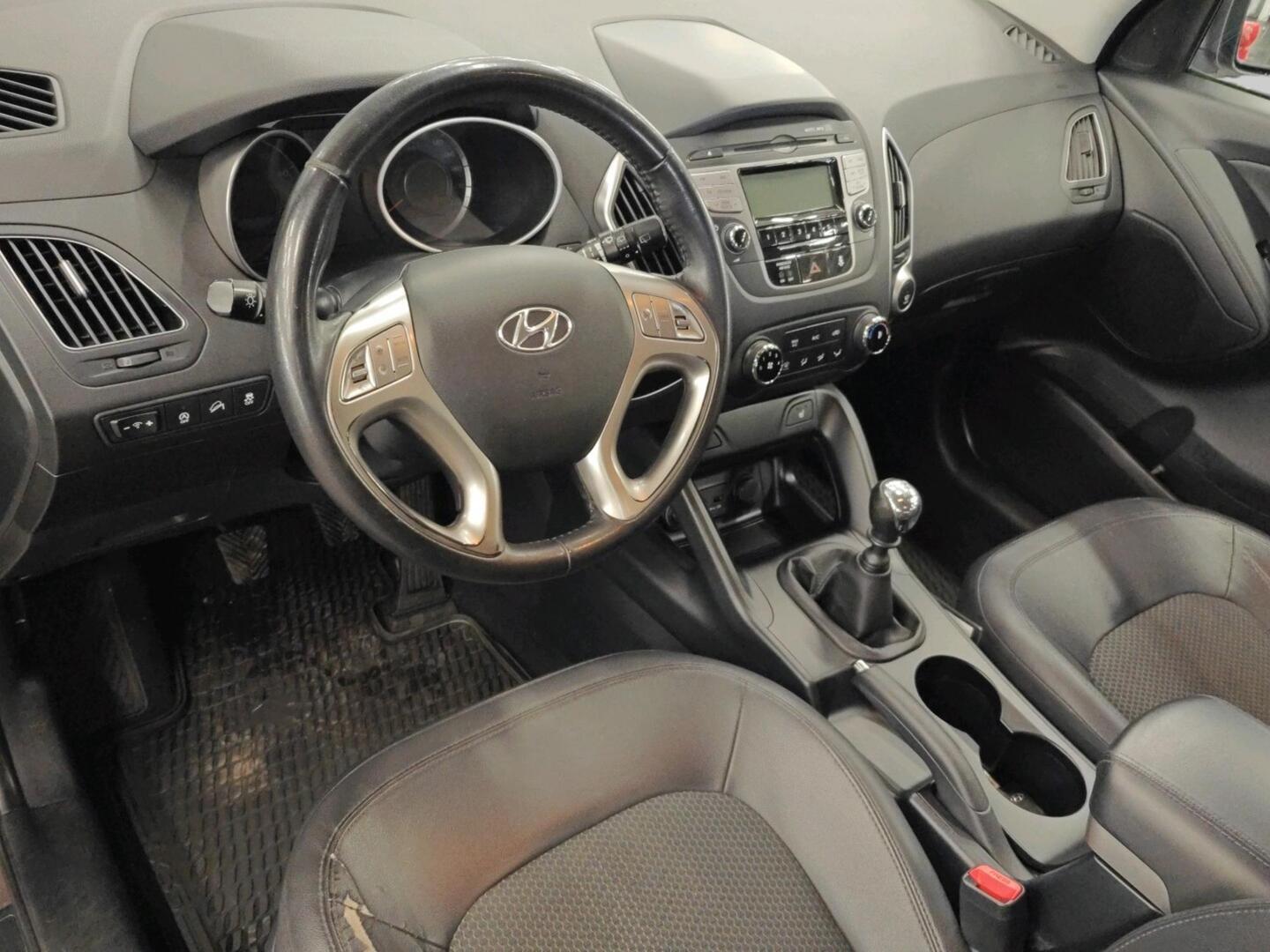 HYUNDAI ix35 2012