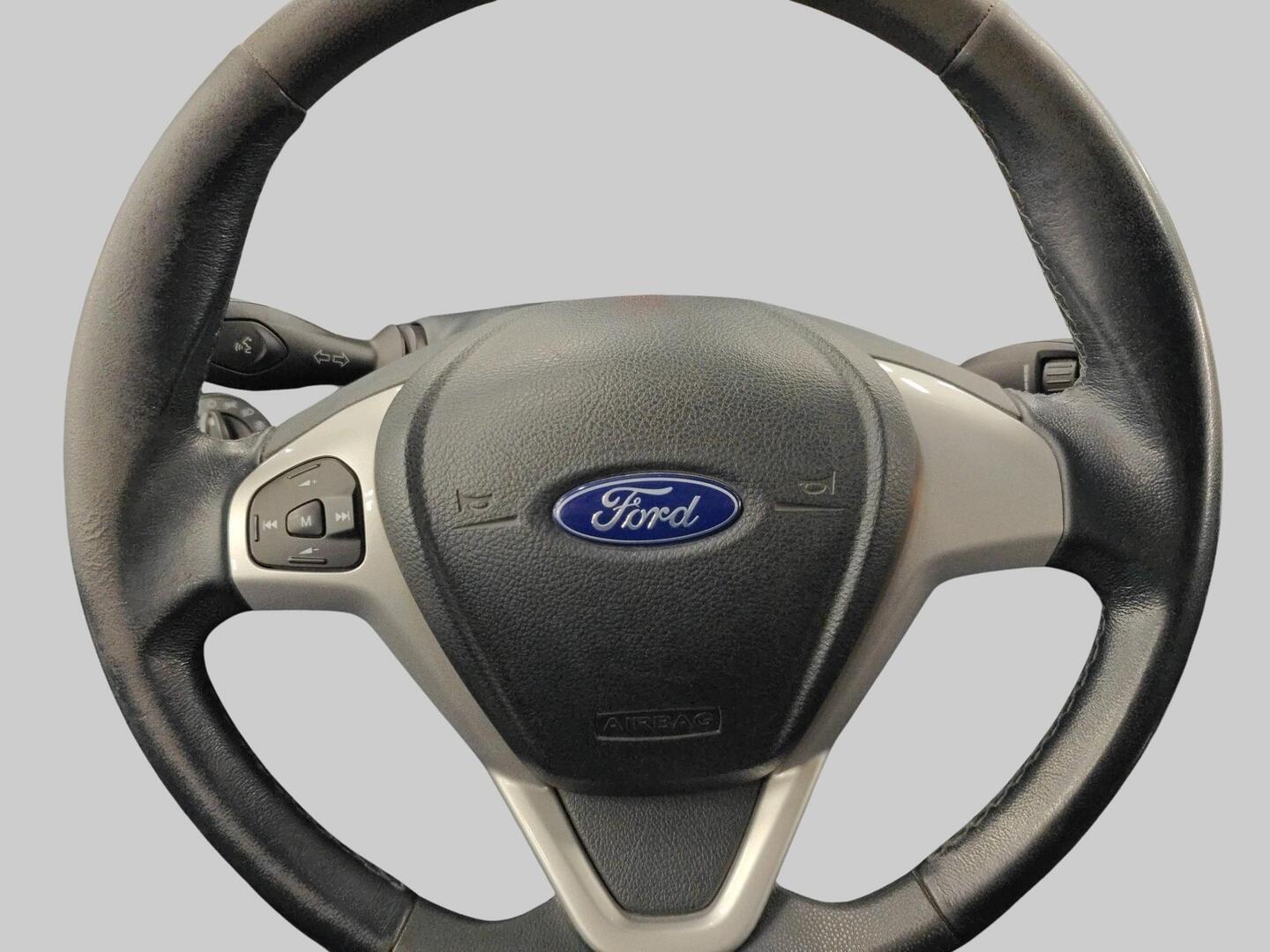 FORD Fiesta 2010