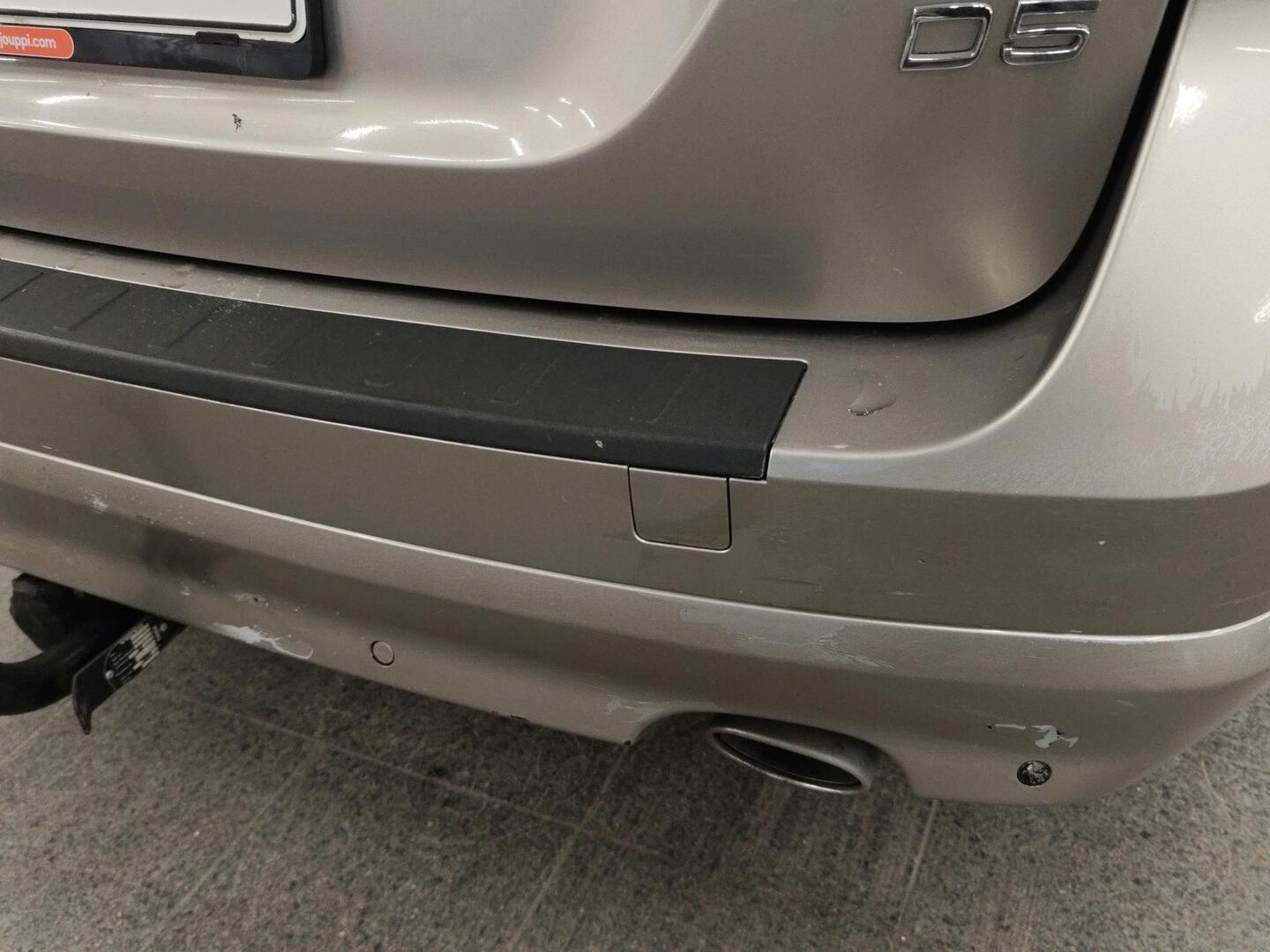 VOLVO V70 2011