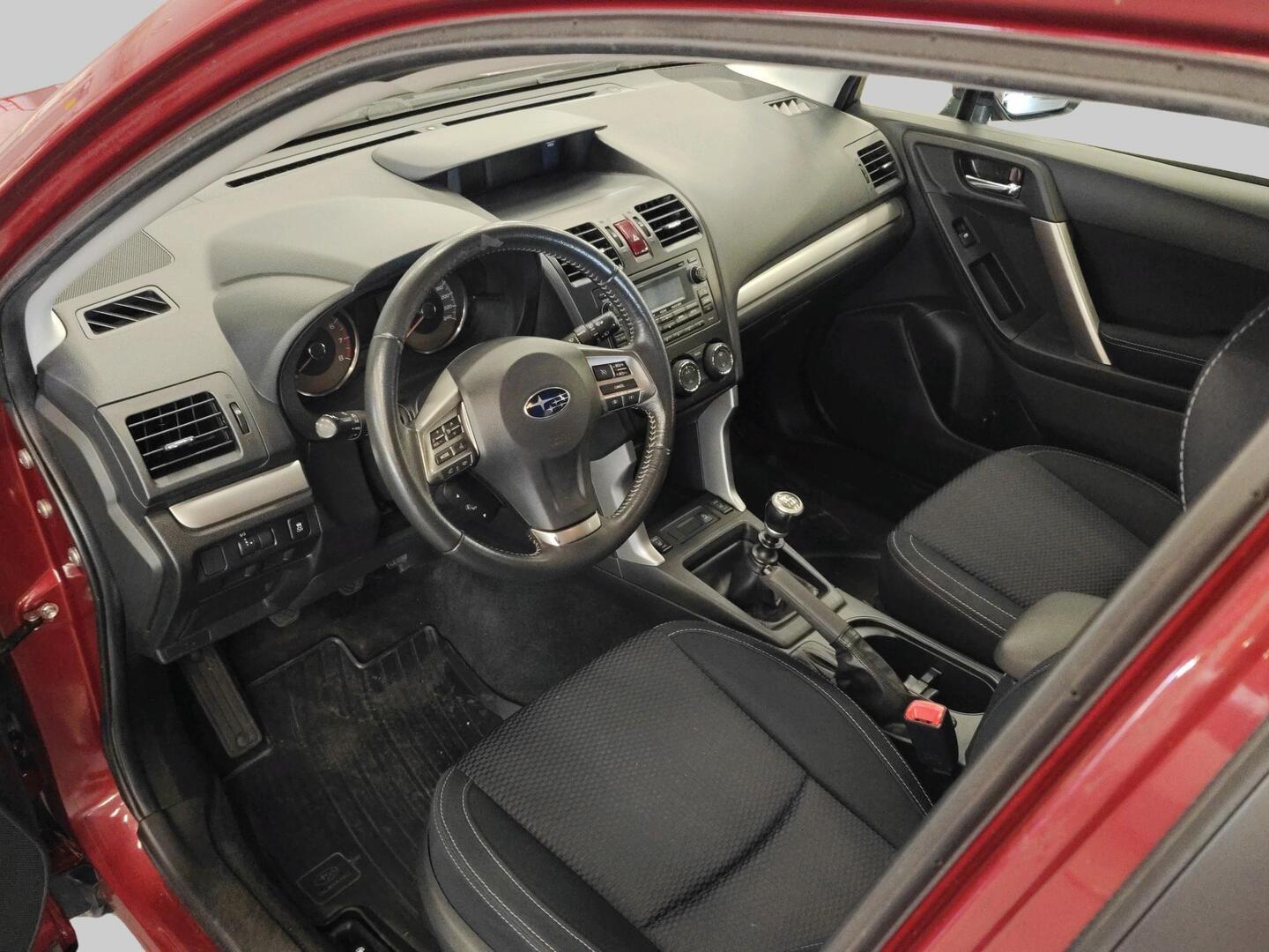 SUBARU Forester 2014