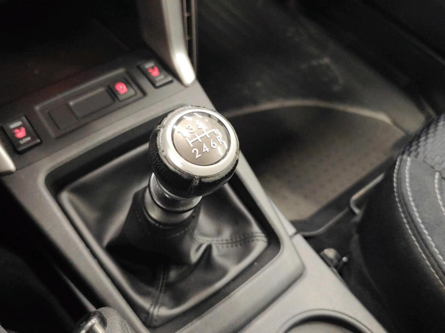 SUBARU Forester 2014