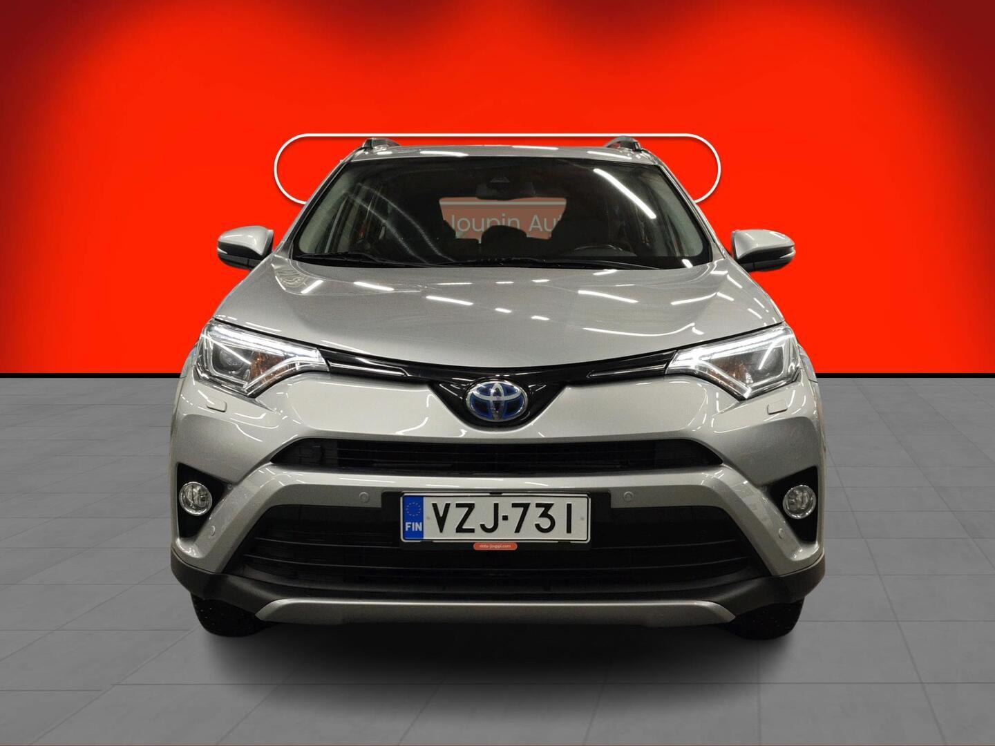 TOYOTA RAV4 2017