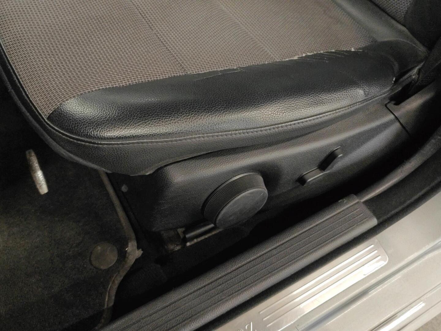 MERCEDES-BENZ C 2008